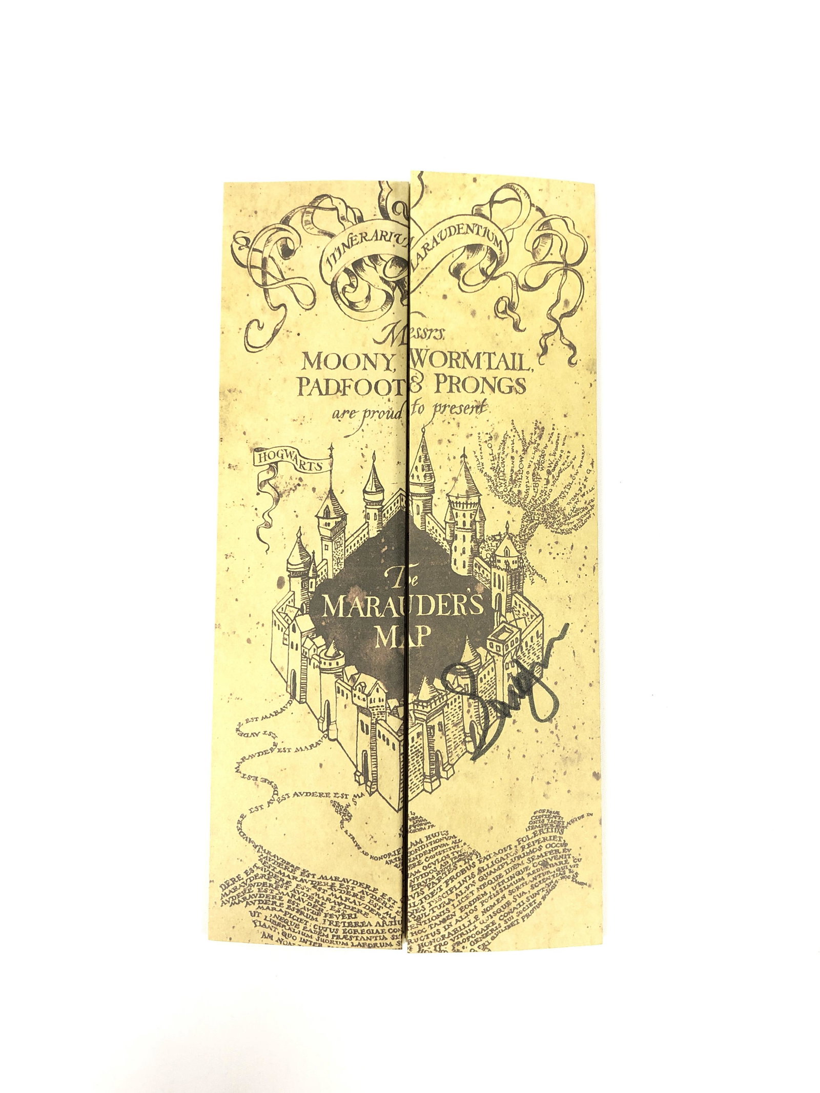 Harry Potter Emma Watson Signd Map: Autographed by:Emma WatsonAuthentication Code: MP32675Item is in great condition with no damage, unframed If image of documentation is not attached in the listing, the lot is sold without documents. P