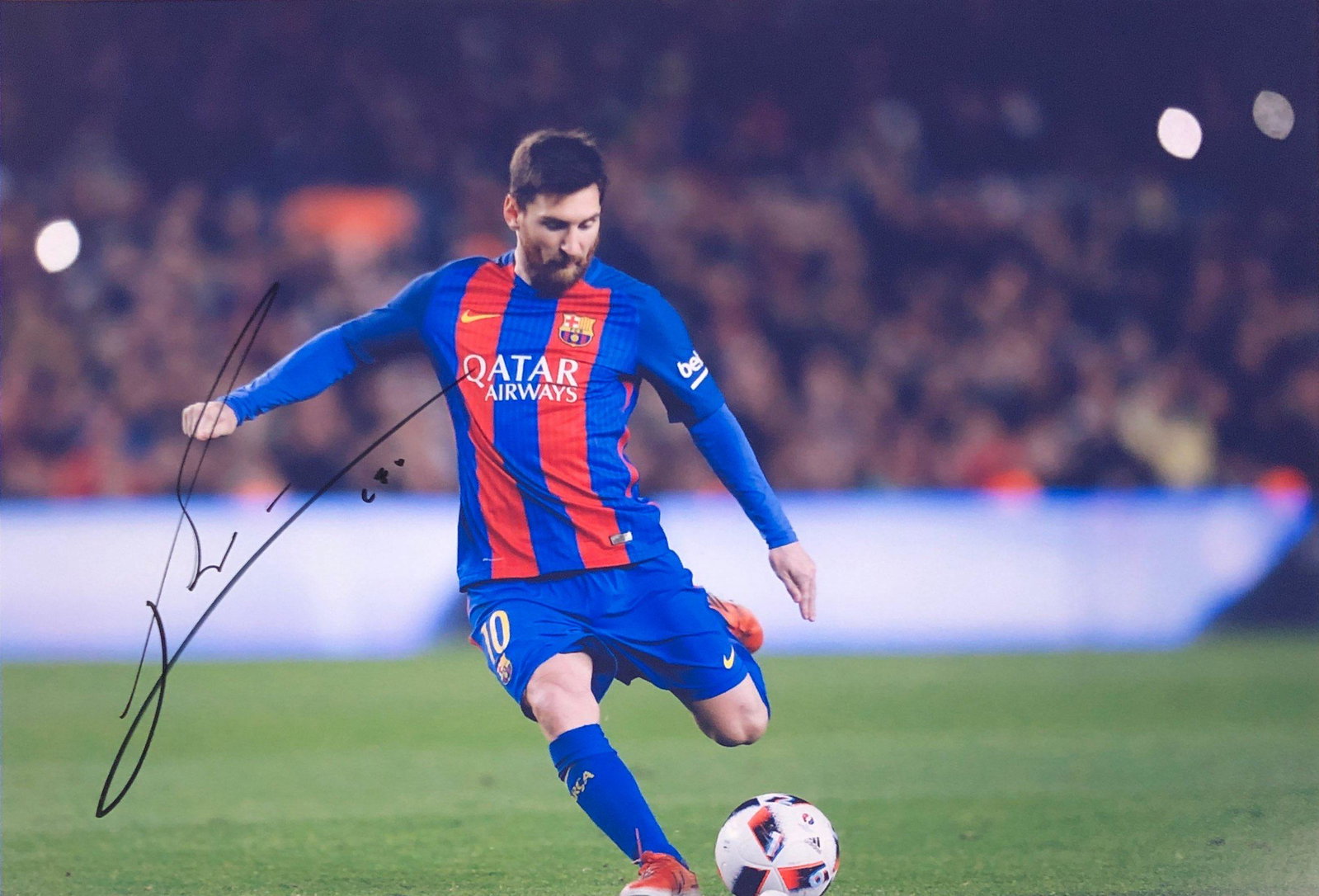 Lionel Messi Signed Photo: Autographed by:Lionel MessiAuthentication Code: PC26135Item is in great condition with no damage, unframed If image of documentation is not attached in the listing, the lot is sold without documents. 
