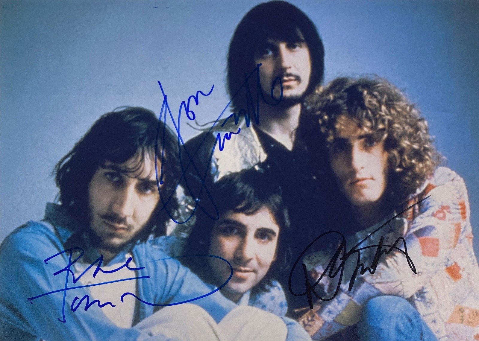 The Who Roger Daltrey Signed Photo: Autographed by:Pete Townshend, Roger Daltrey, John EntwistleSize : 8" x 10"Authentication Code: PC26508Item is in great condition with no damage, unframed If image of documentation is not attached in 