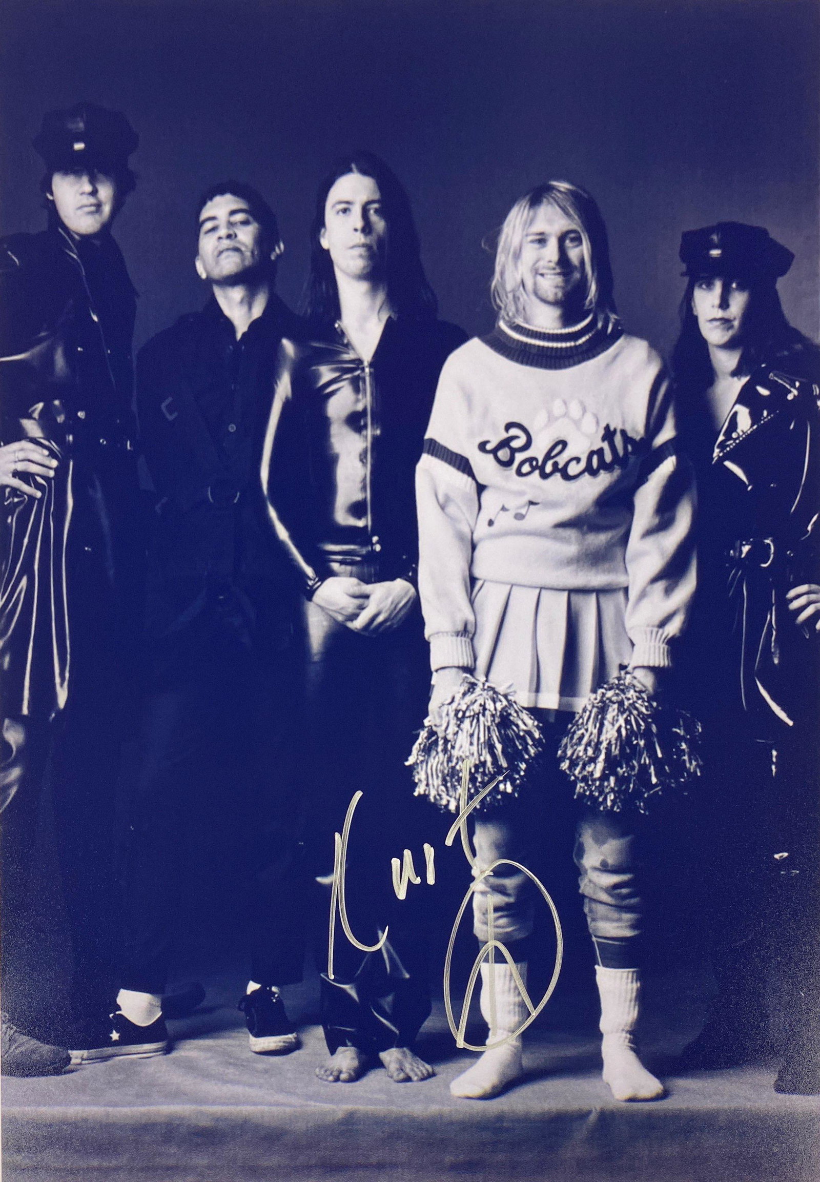 Nirvana Kurt Cobain Signed Photo: Autographed by:Kurt CobainSize : 8" x 10"Authentication Code: PC26540Item is in great condition with no damage, unframed If image of documentation is not attached in the listing, the lot is sold witho