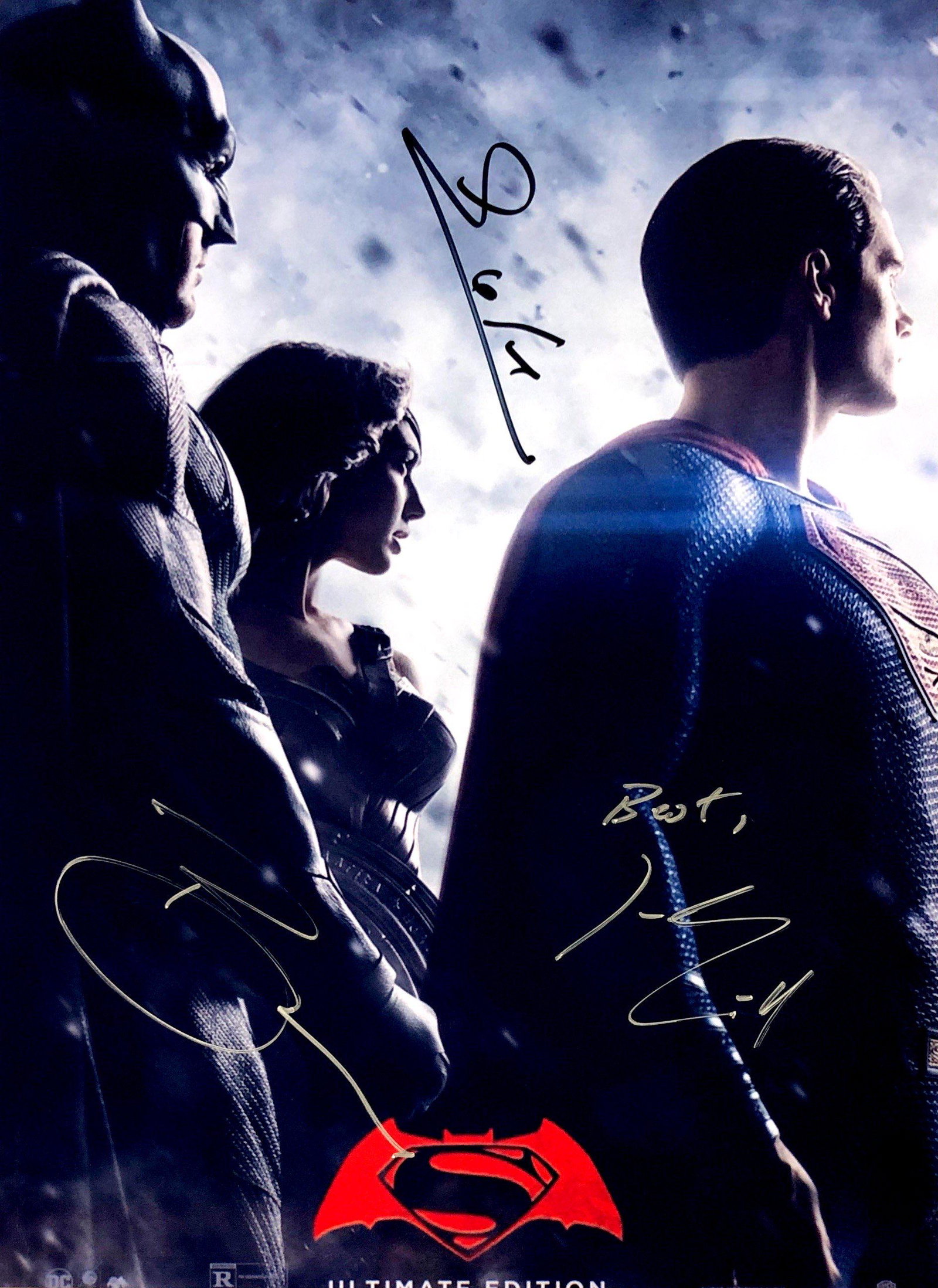 Gal Gadot Autograph Signed Batman Superman Photo: Category: Autograph Photo CollectiblesSize: Width 8 inches x Height 10 inchesAutograph Includes: Gal Gadot, Ben Affleck, Henry CavillItem is in great condition with no damage, unframedIf image of docu