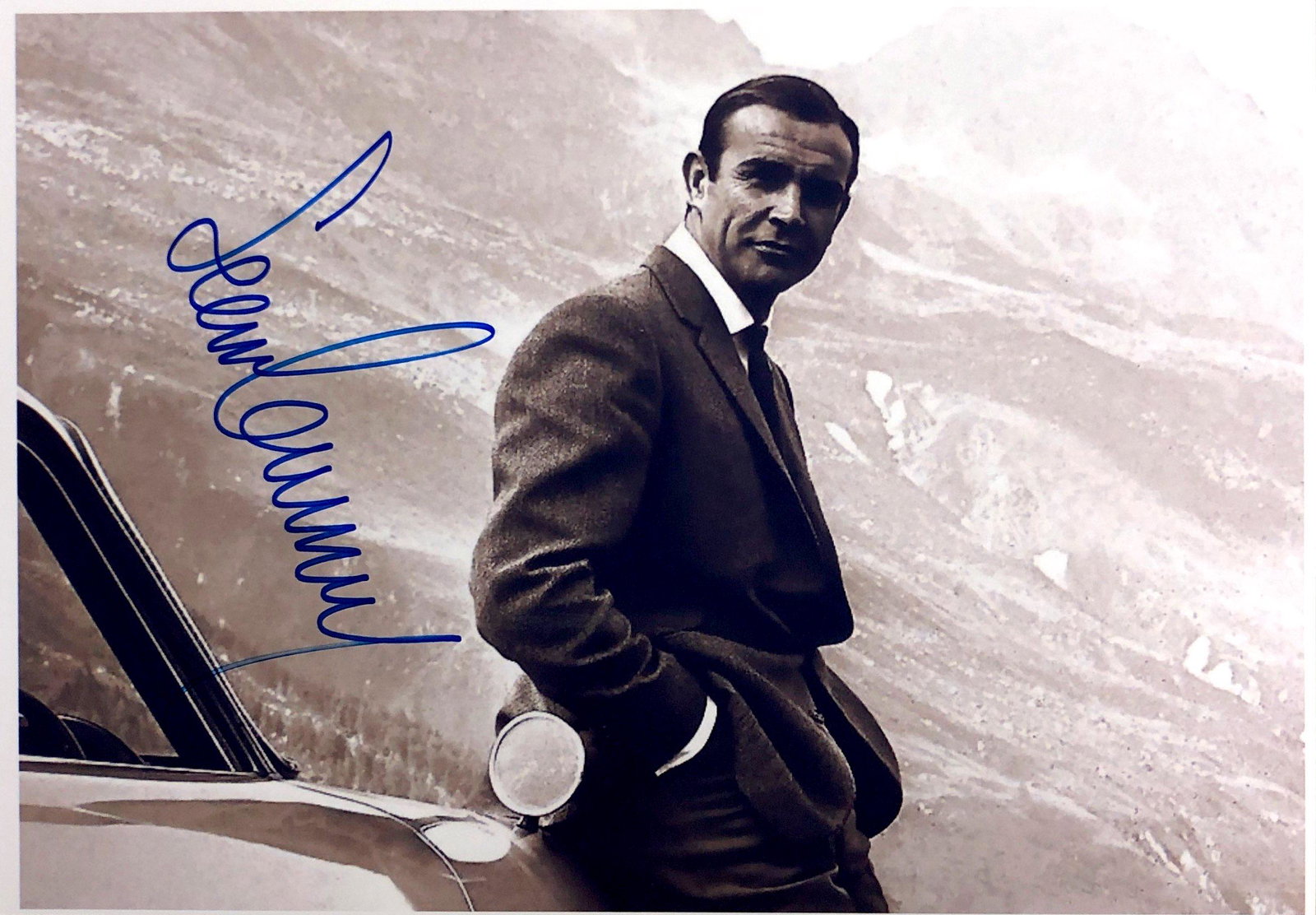 Sean Connery Autograph Signed James Bond 007 Photo: Category: Autograph Photo CollectiblesSize: Width 8 inches x Height 10 inchesAutograph Includes: Sean ConneryItem is in great condition with no damage, unframedIf image of documentation is not attache
