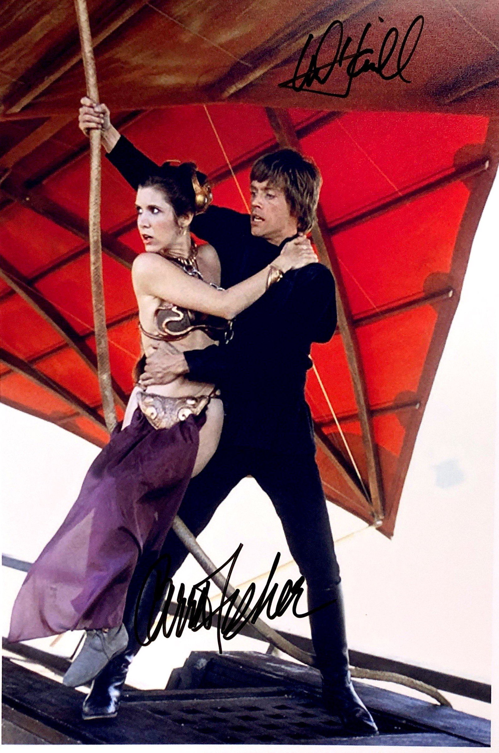 Carrie Fisher Mark Hamill Autograph Signed Star Wars: Category: Autograph Photo CollectiblesSize: Width 8 inches x Height 10 inchesAutograph Includes: Mark Hamill, Carrie FisherItem is in great condition with no damage, unframedIf image of documentation
