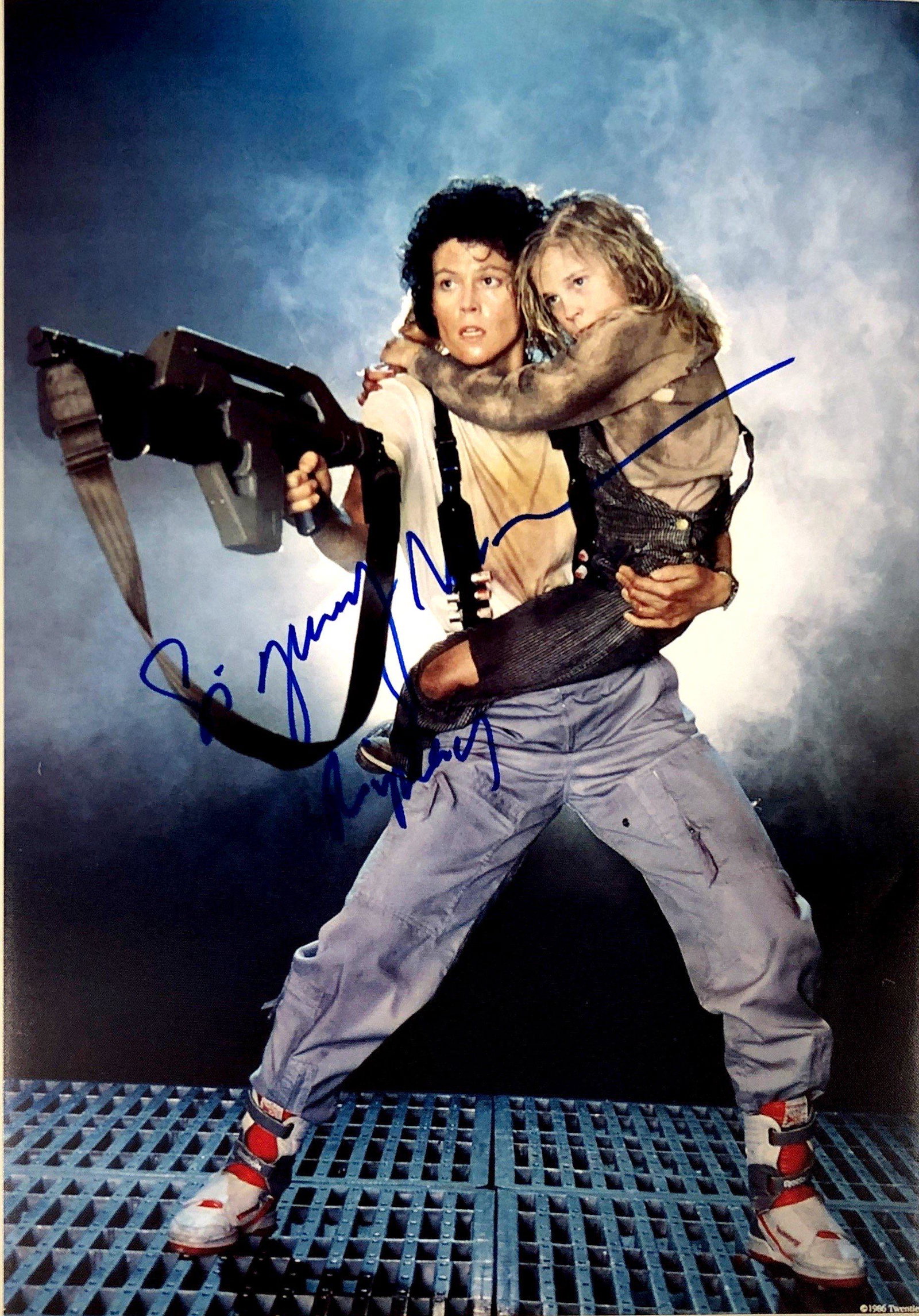 Sigourney Weaver Autograph Signed Alien Photo: Category: Autograph Photo CollectiblesSize: Width 8 inches x Height 10 inchesAutograph Includes: Sigourney WeaverItem is in great condition with no damage, unframedIf image of documentation is not att