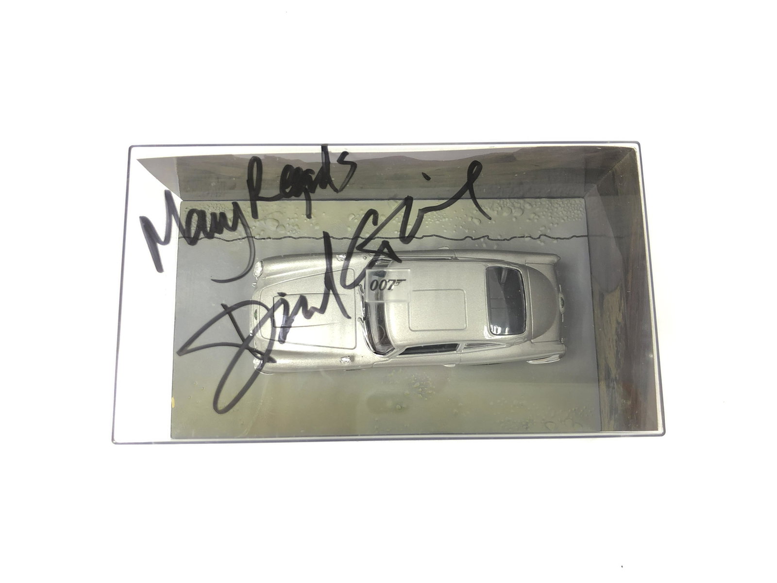 Daniel Craig Autograph Signed James Bond 007 Toy Car: Category: Autograph CollectiblesAutograph Includes: Daniel CraigItem is in great condition with no damage, unframedIf image of documentation is attached in the listing, the lot is sold with documents.