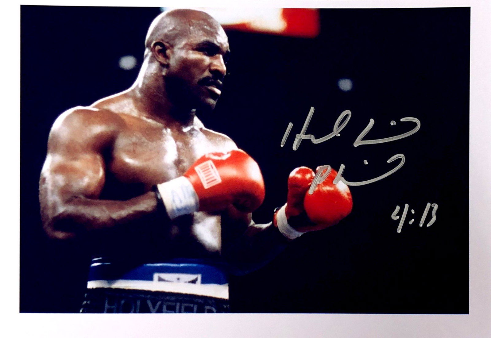 Evander Holyfield Autograph Signed Photo: Category: Autograph Photo CollectiblesSize: Width 8 inches x Height 5 inchesAutograph Includes: Evander HolyfieldItem is in great condition with no damage, unframedIf image of documentation is attache