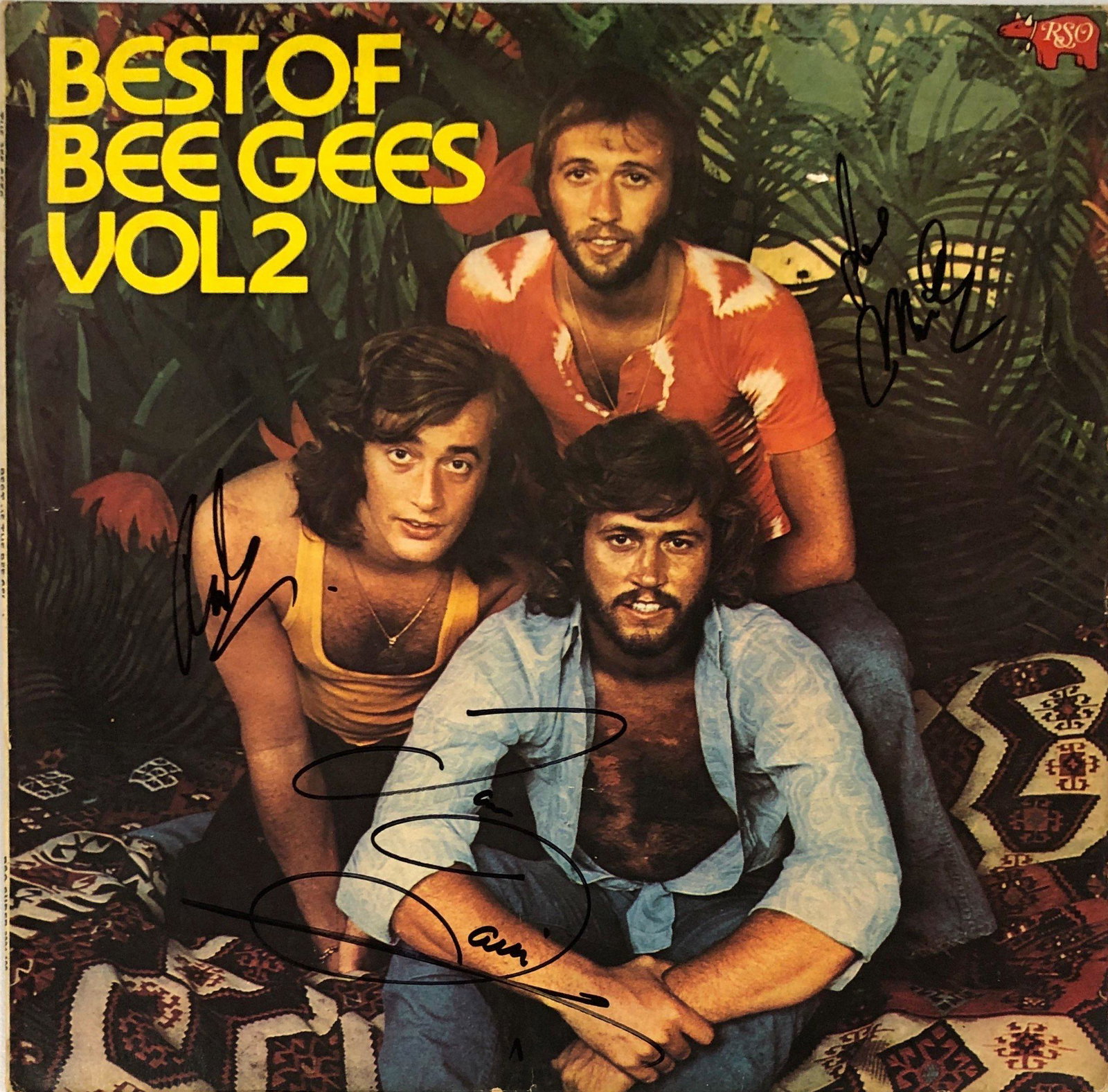 Maurice Gibb Autograph Signed Bee Gees Best of Vinyl: Category: Autograph CollectiblesAutograph Includes: Maurice Gibb, Robin Gibb, Barry GibbItem is in great condition with no damage, unframedIf image of documentation is attached in the listing, the lot