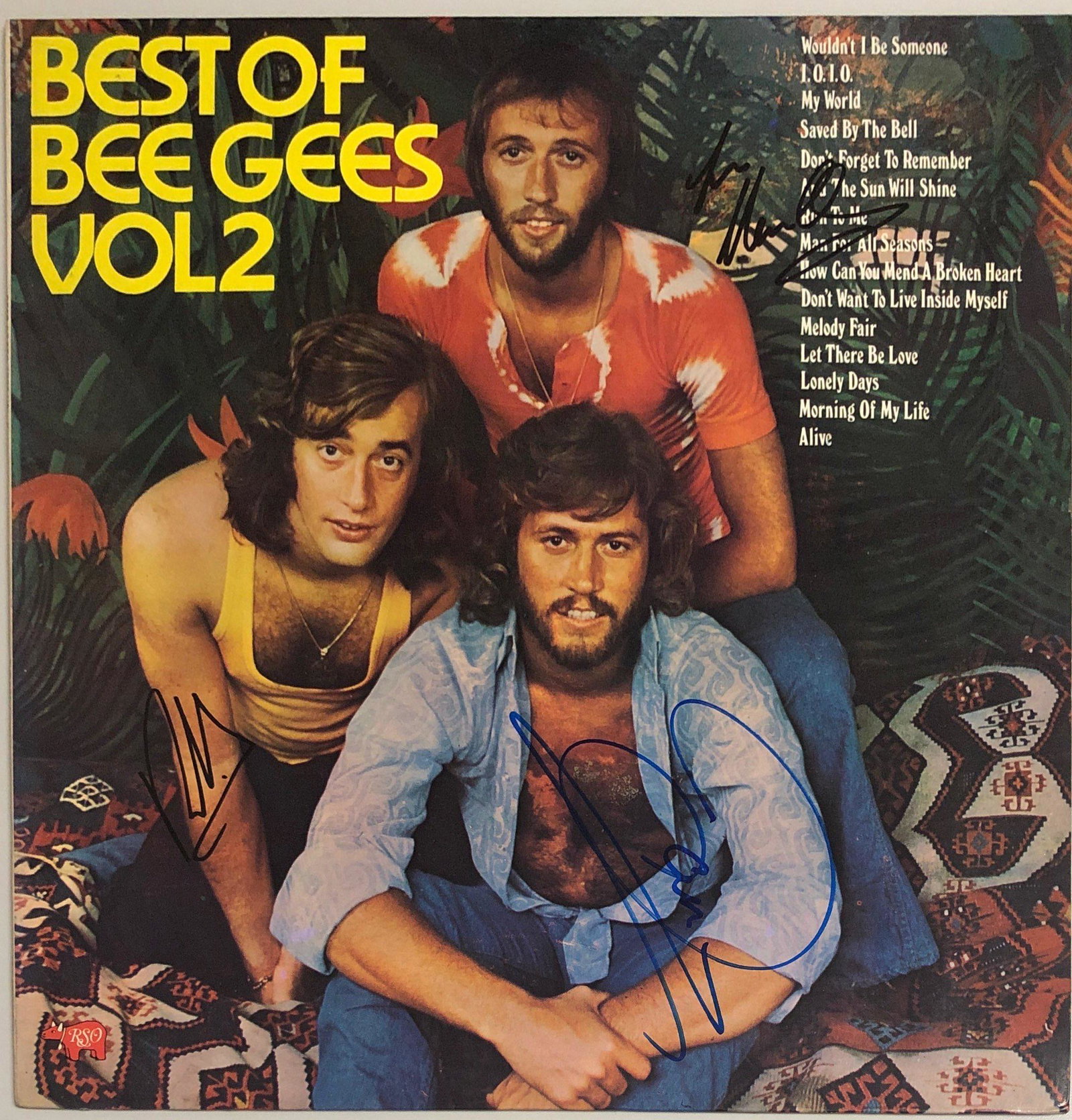 Maurice Gibb Autograph Signed Bee Gees Best of Vinyl: Category: Autograph CollectiblesAutograph Includes: Maurice Gibb, Robin Gibb, Barry GibbItem is in great condition with no damage, unframedIf image of documentation is attached in the listing, the lot