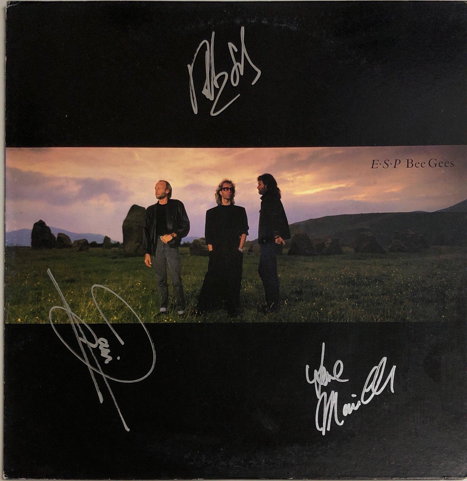 Maurice Gibb Autograph SignedBee Gees ESP Vinyl: Category: Autograph CollectiblesAutograph Includes: Maurice Gibb, Robin Gibb, Barry GibbItem is in great condition with no damage, unframedIf image of documentation is attached in the listing, the lot