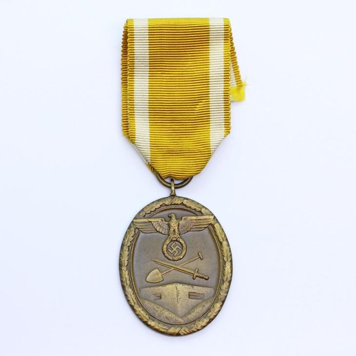 WEST WALL MEDAL NORMANDY WEHRMACHT PANZER WAFFEN SS: AMAZING PATINA
