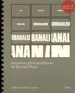 PLOSSU, BERNARD (1945) Surbanalisme. Éditions…: PLOSSU, BERNARD (1945) Surbanalisme. éditions du Chêne, Paris, 1972. In-8 (26 x 21 cm). édition originale, signée par Bernard Plossu. Couverture souple illustrée et reliur