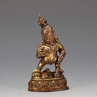 A CHINESE BRONZE FIGURE OF BUDDHA STATUE: L. 5 cm. W. 3 cm. H. 9 cm. Weight 200 gram.