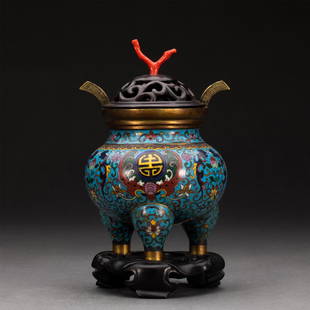 A CHINESE CLOISONNE TRIPOD CENSER: W. 11 cm. H. 20 cm. Weight 750 gram.