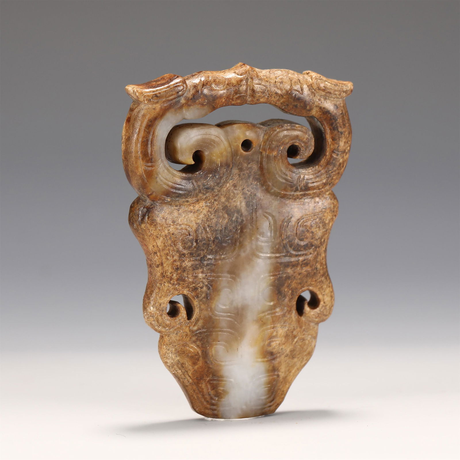 A CHINESE JADE ORNAMENTS (1 of 7)