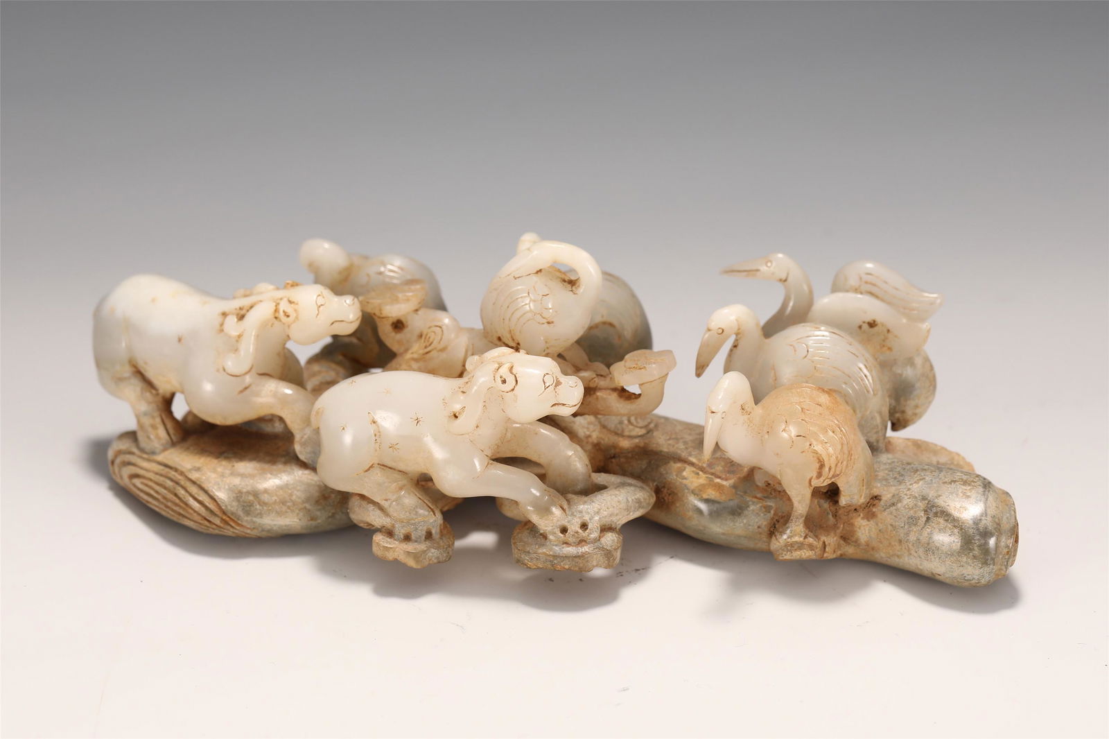 A CHINESE JADE ORNAMENTS (1 of 8)