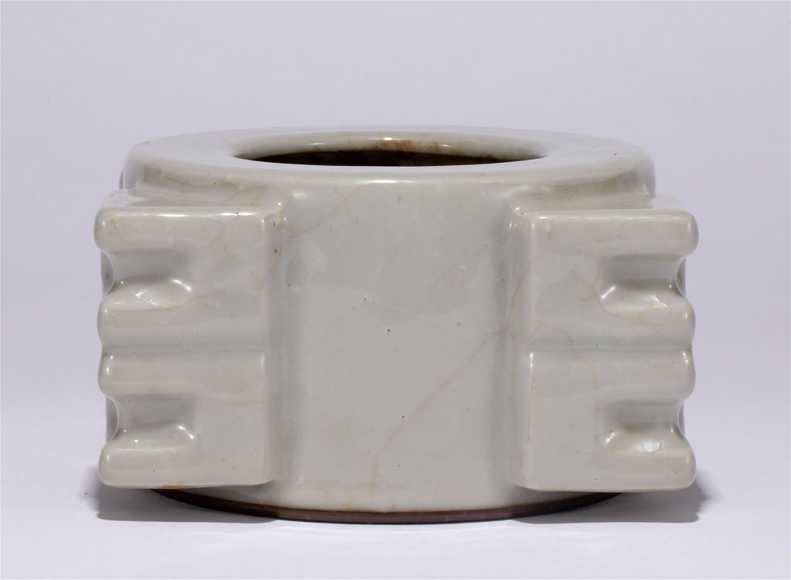 A CHINESE GUAN TYPE GLAZE PORCELAIN SQUARE WASHER (1 of 9)