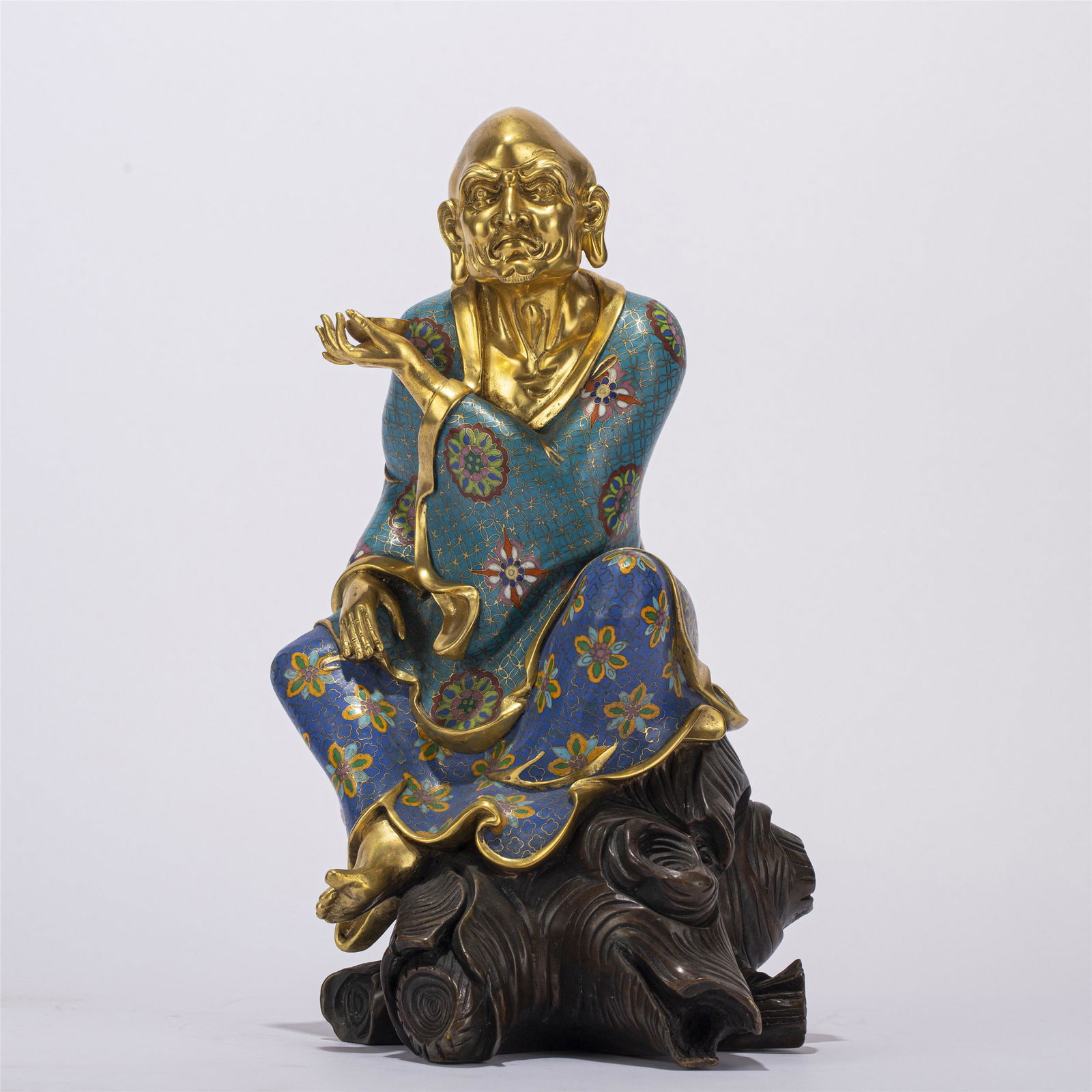 A CHINESE CLOISONNE ENAMEL LUOHAN BUDDHA STATUE (1 of 10)
