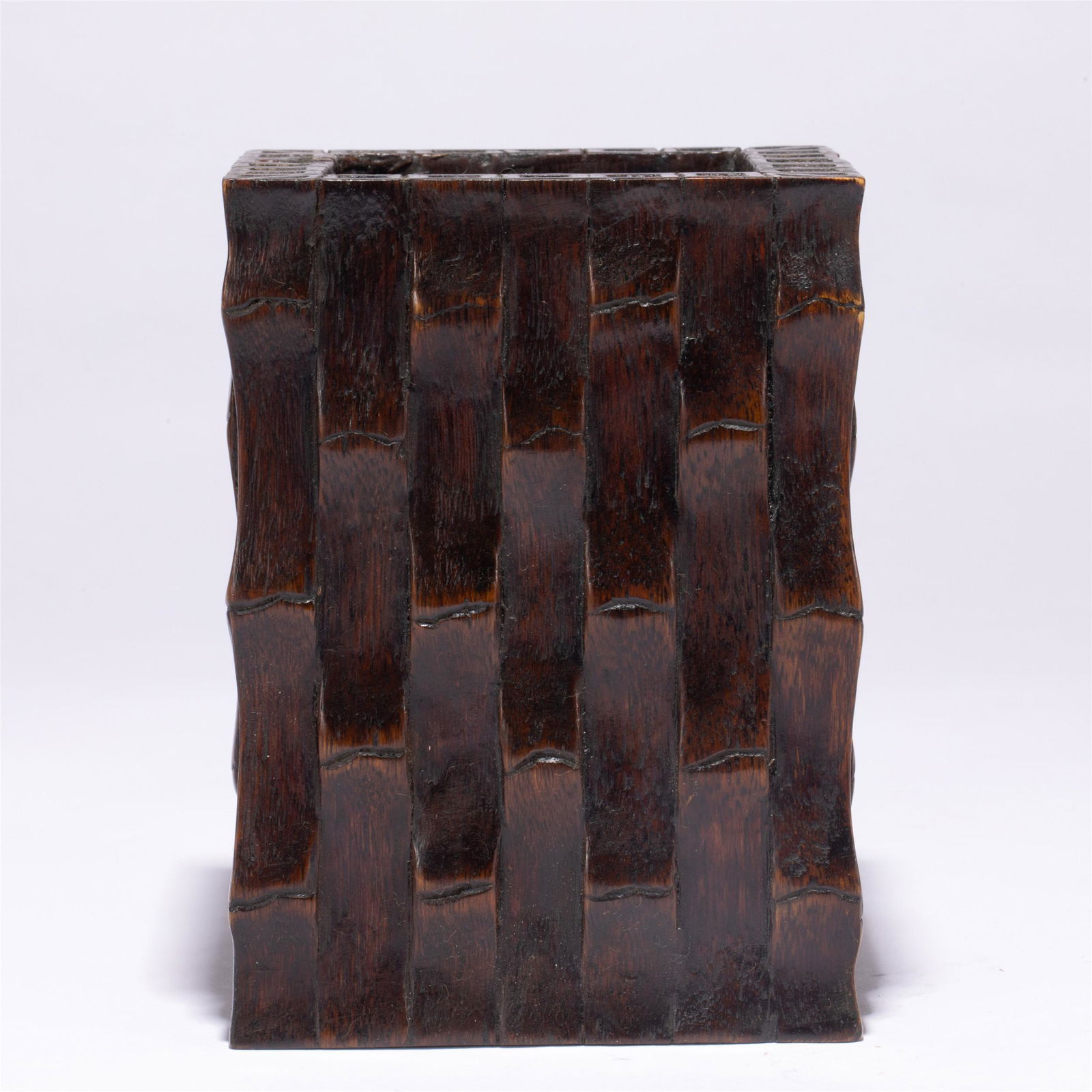 A CHINESE CHENXIANG BRUSH POT (1 of 11)