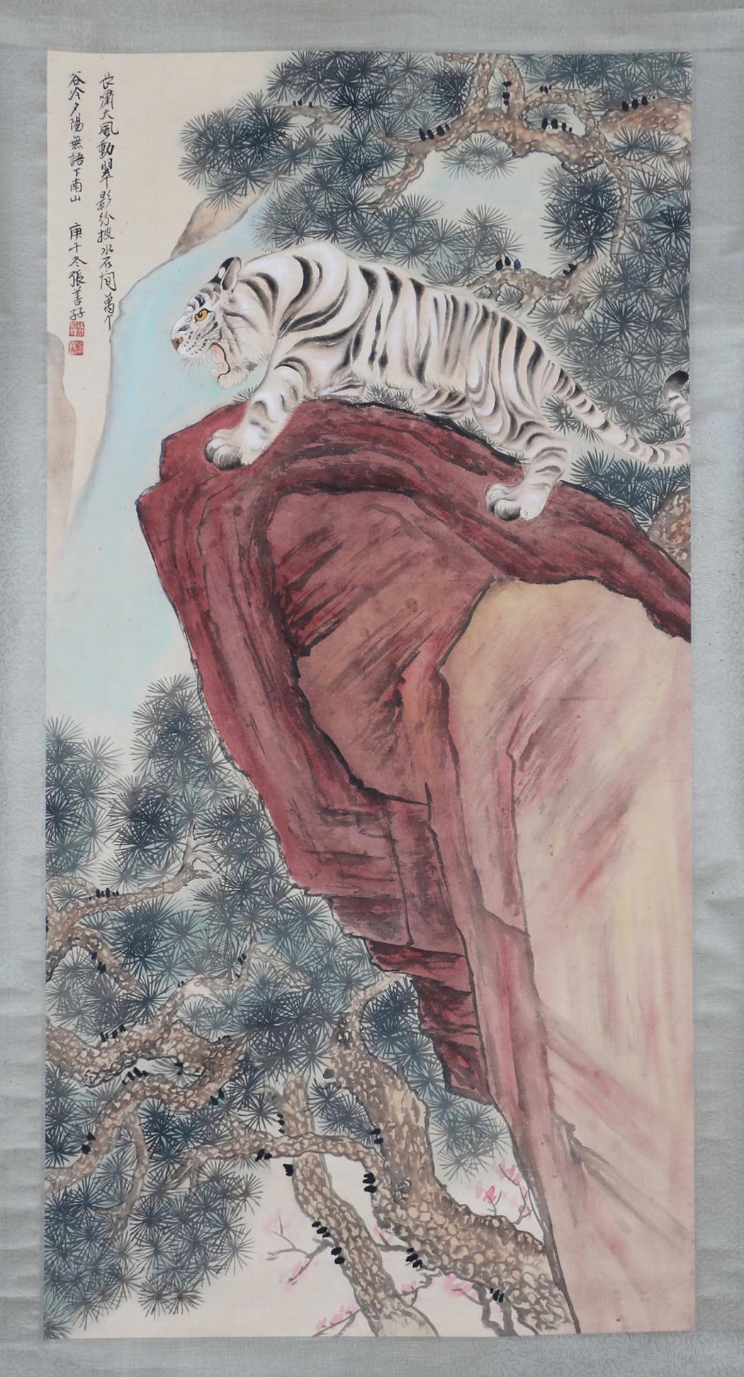 A CHINESE PAINTING OF WHITE TIGER (1 of 8)