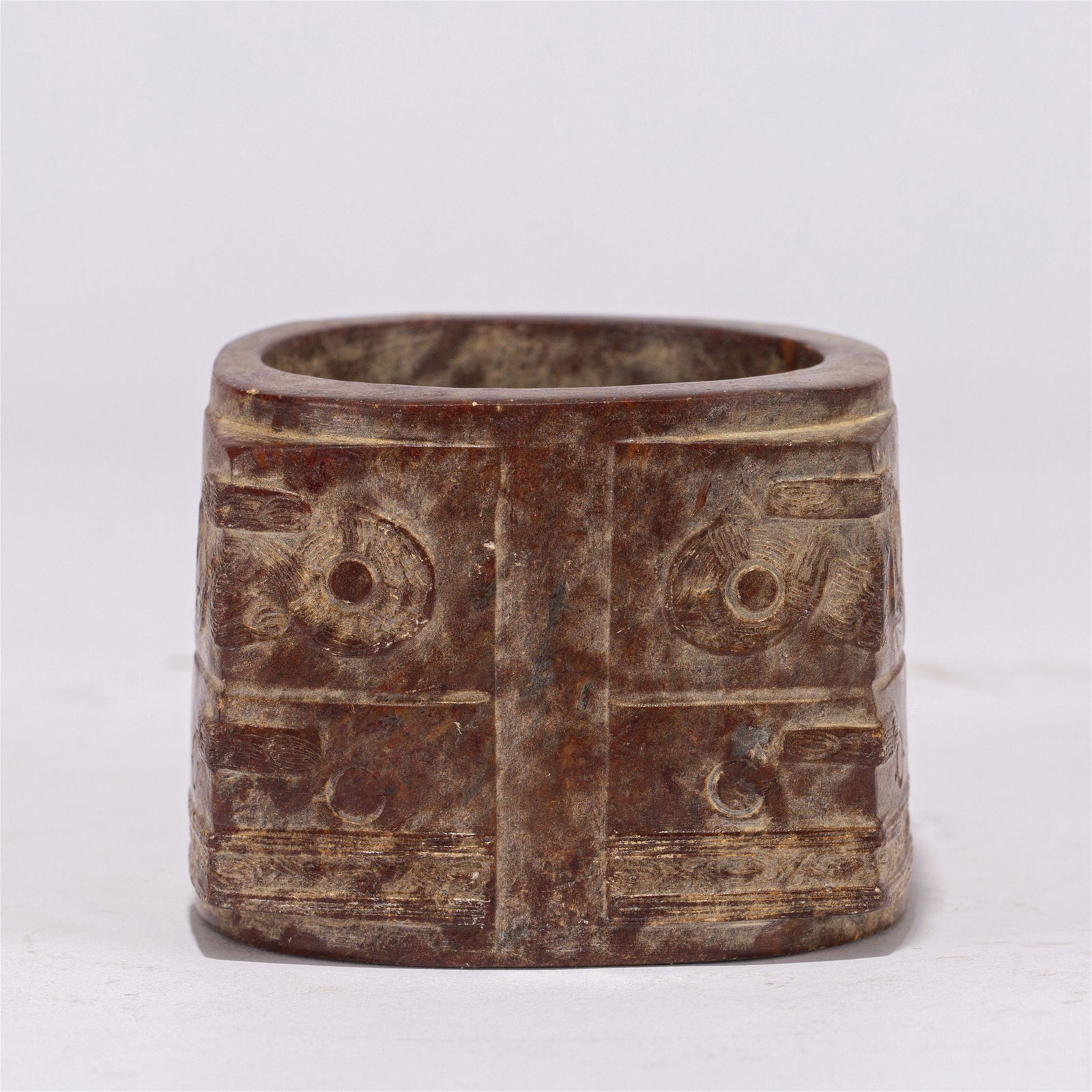 A CHINESE JADE CONG STYLE VASE (1 of 7)