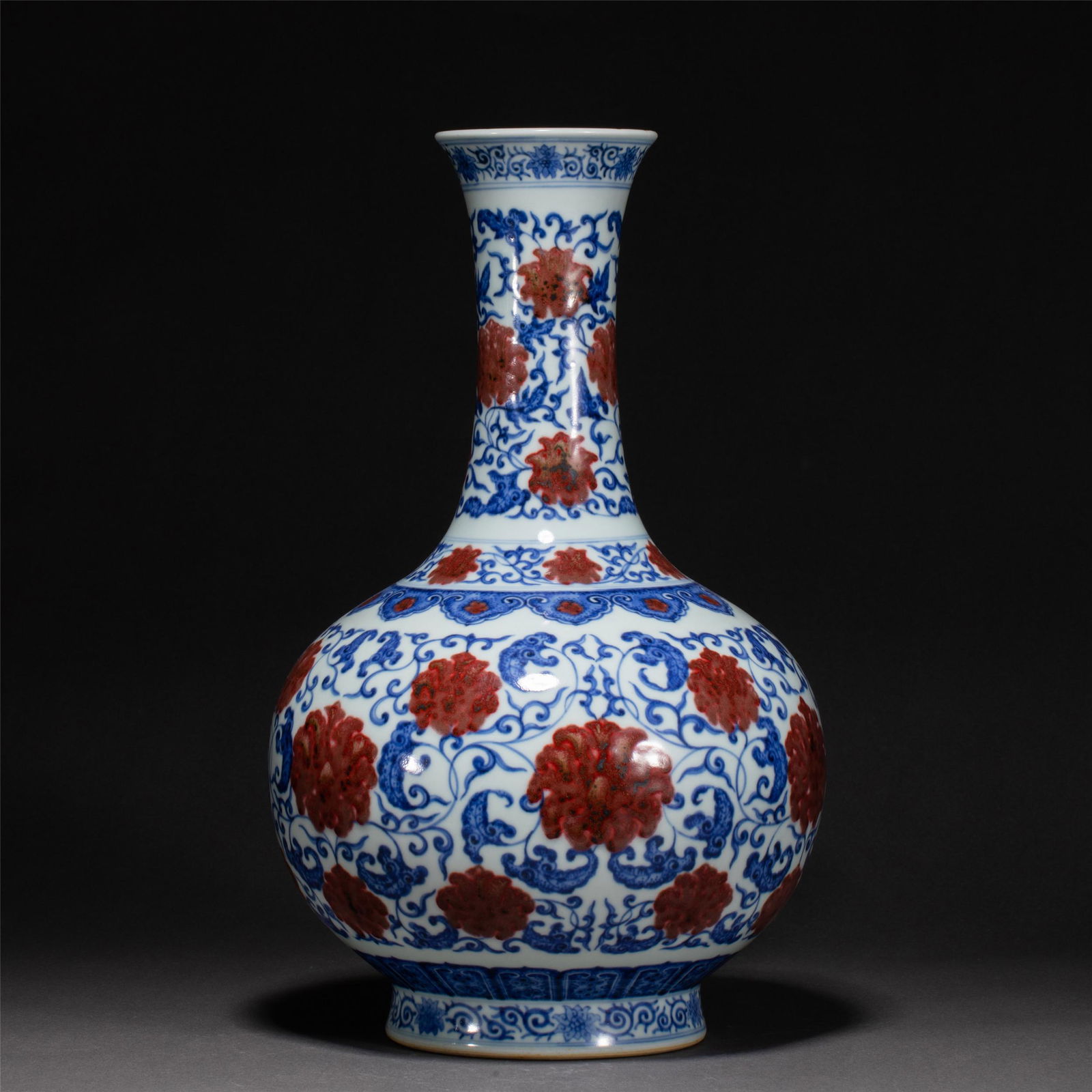 A CHINESE BLUE AND WHITE UNDERGLAZE RED PORCELAIN FLOWERS VIEWS VASE (1 of 11)