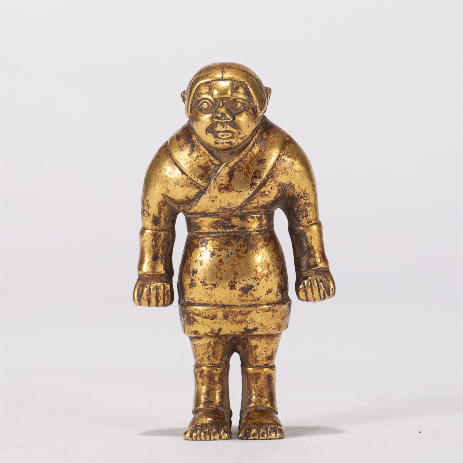 A CHINESE GILT BRONZE FIGURE STATUE (1 of 9)