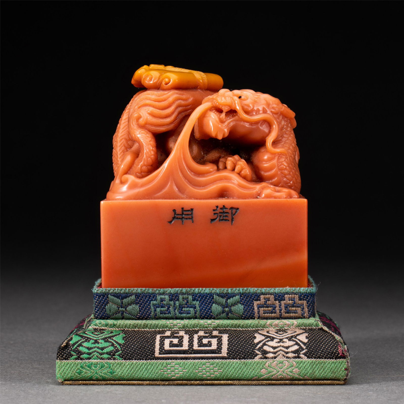 A CHINESE SHOUSHAN STONE SEAL (1 of 13)