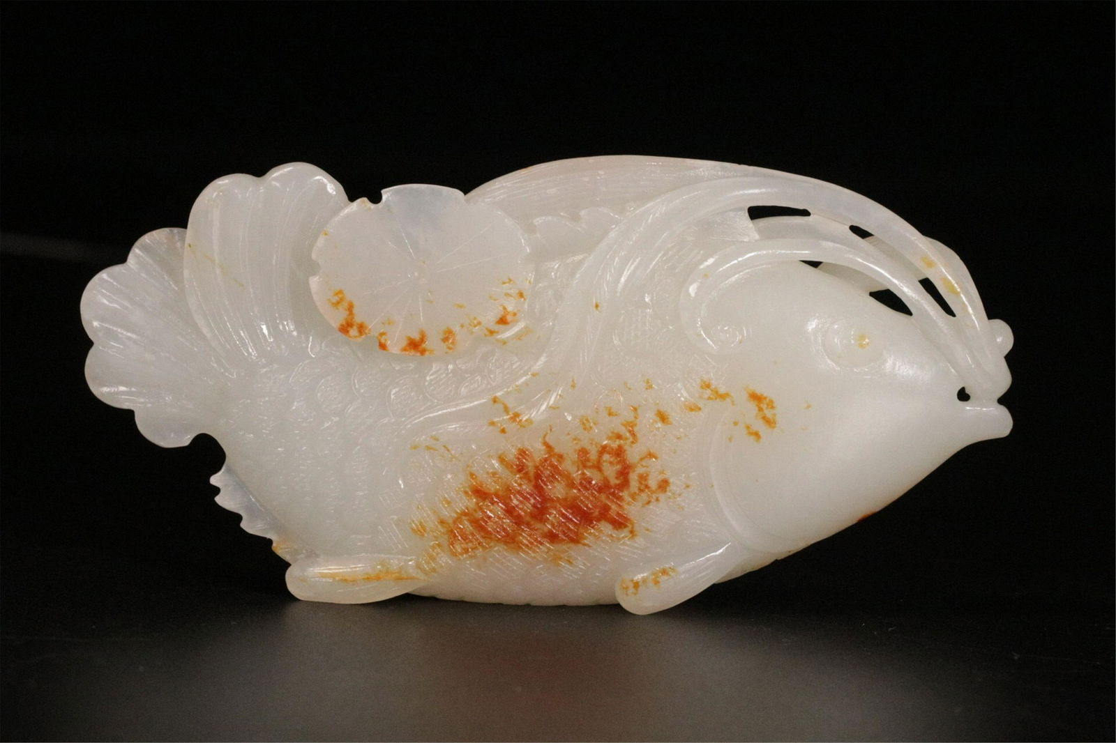 A CHINESE JADE FISH ORNAMENTS (1 of 9)