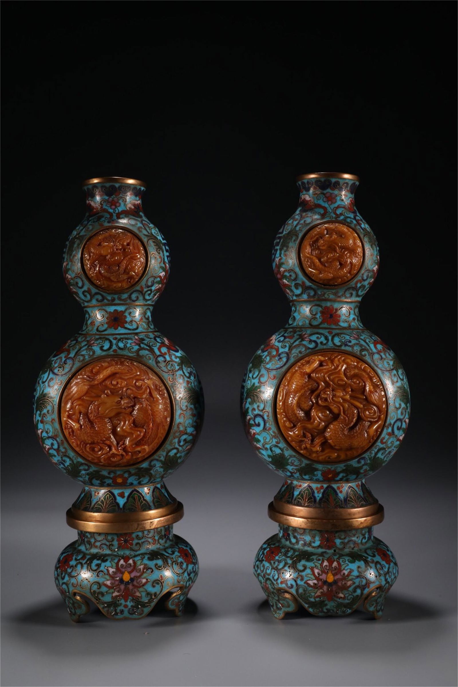 A PAIR OF CHINESE CLOISONNE INLAID SOAPSTONE DRAGON VIEWS VASE (1 of 9)