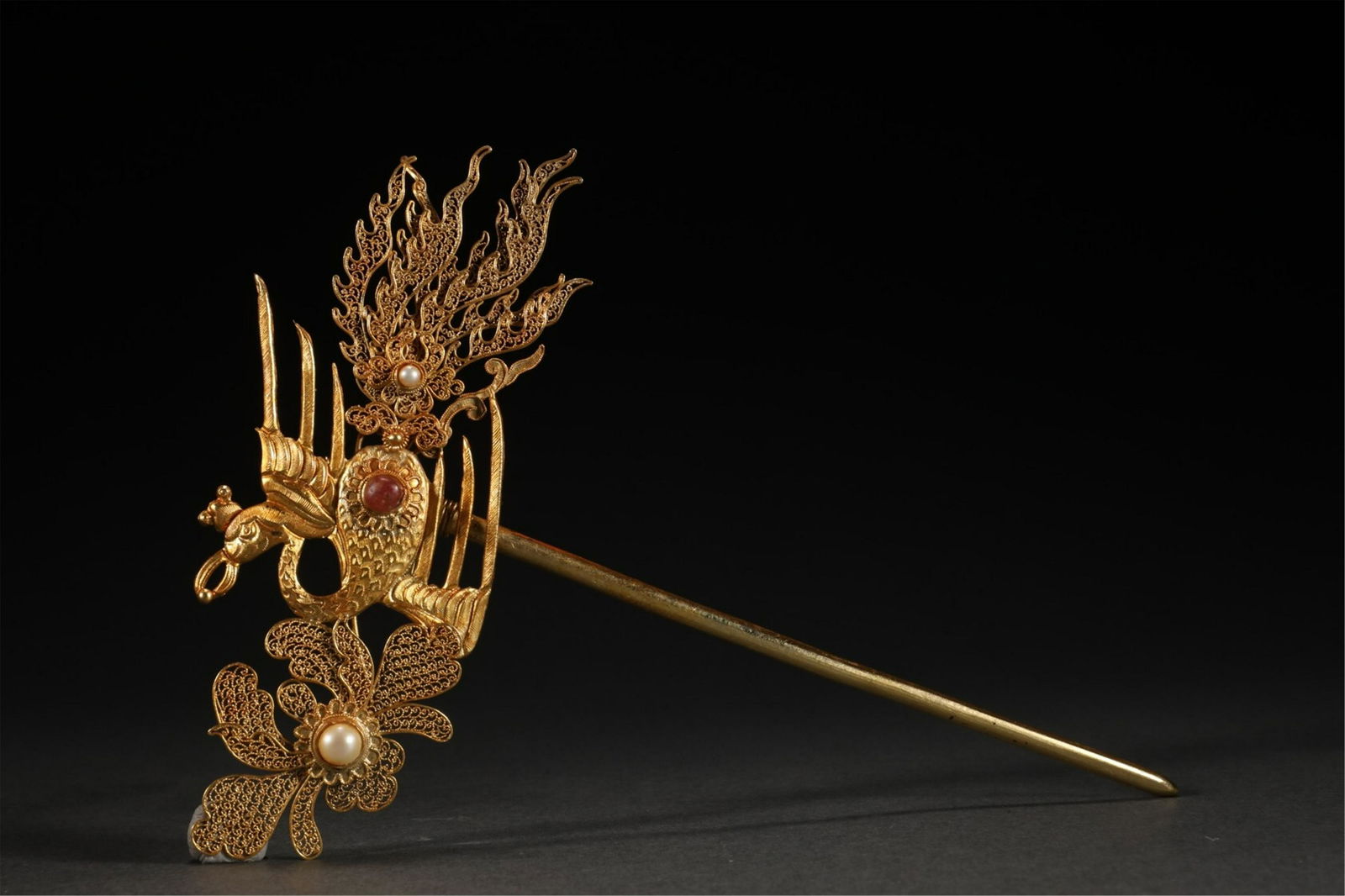 A CHINESE GILT SILVER PHOENIX HAIRPIN (1 of 6)