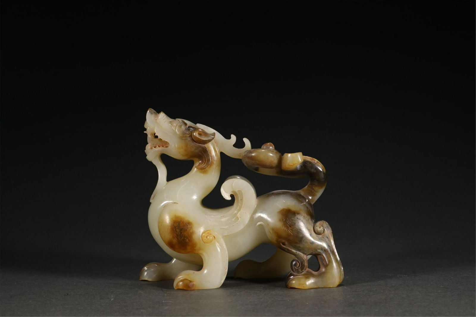 A CHINESE JADE BEAST ORNAMENTS (1 of 9)