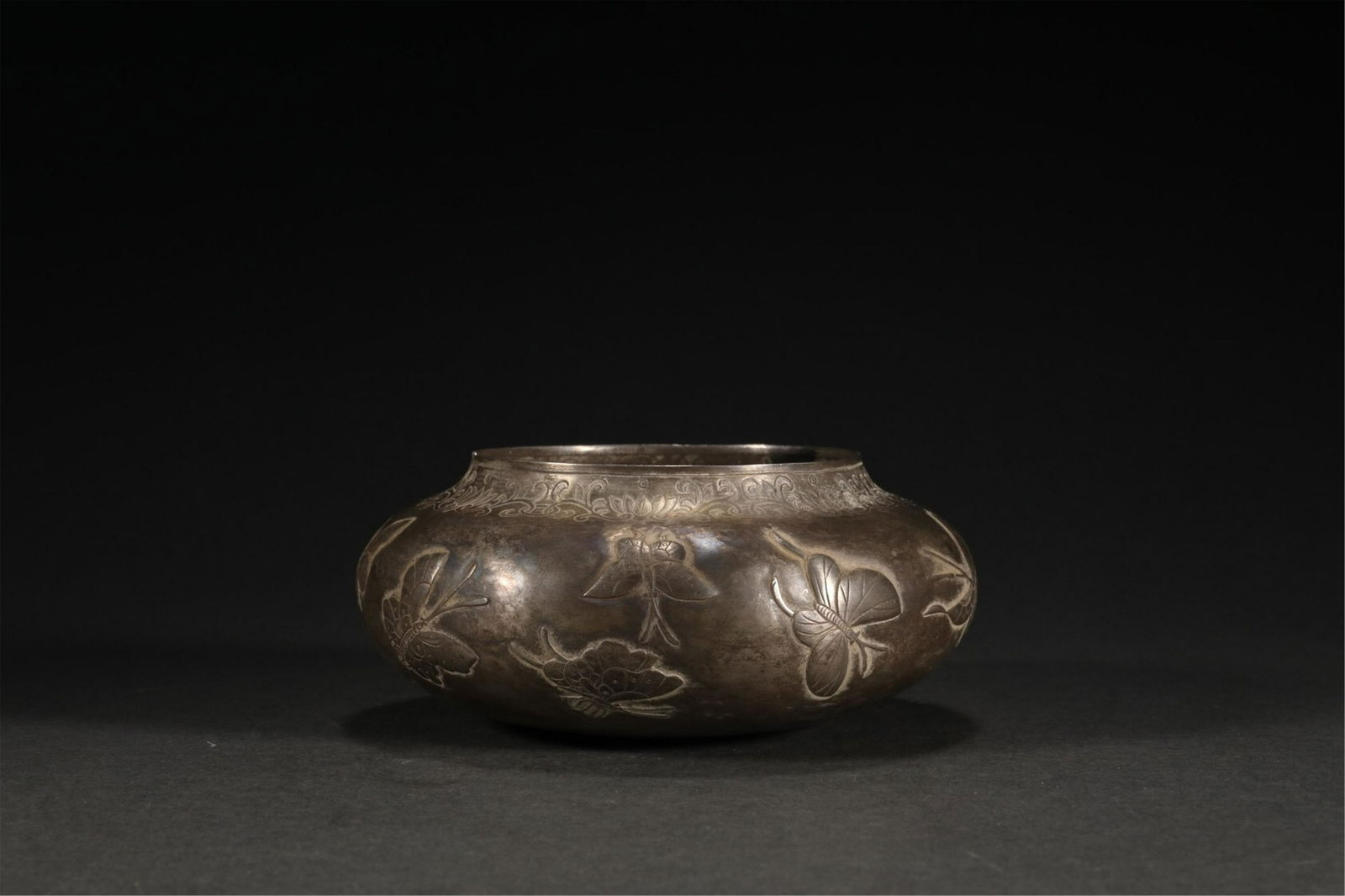 A CHINESE SILVER BUTTERFLIES BRUSH WASHER (1 of 9)