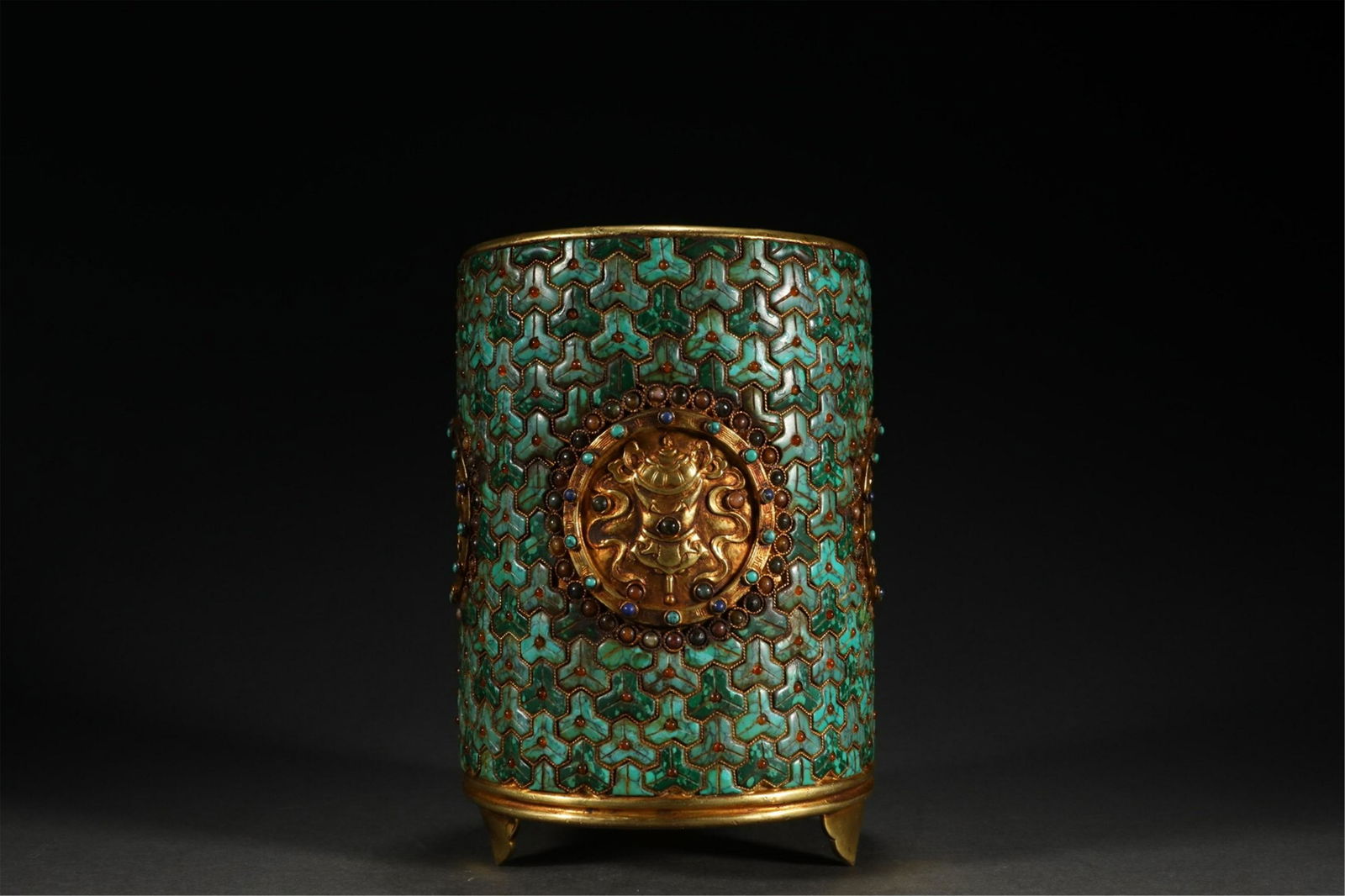 A CHINESE GILDING INLAID TURQUOISE BRUSH POT (1 of 9)