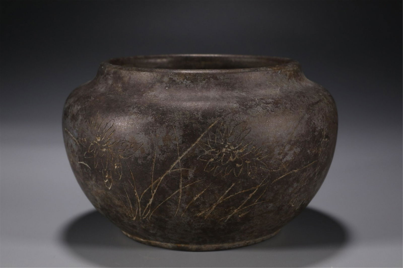 A CHINESE ZISHA CLAY FLOWERS BRUSH WASHER (1 of 9)