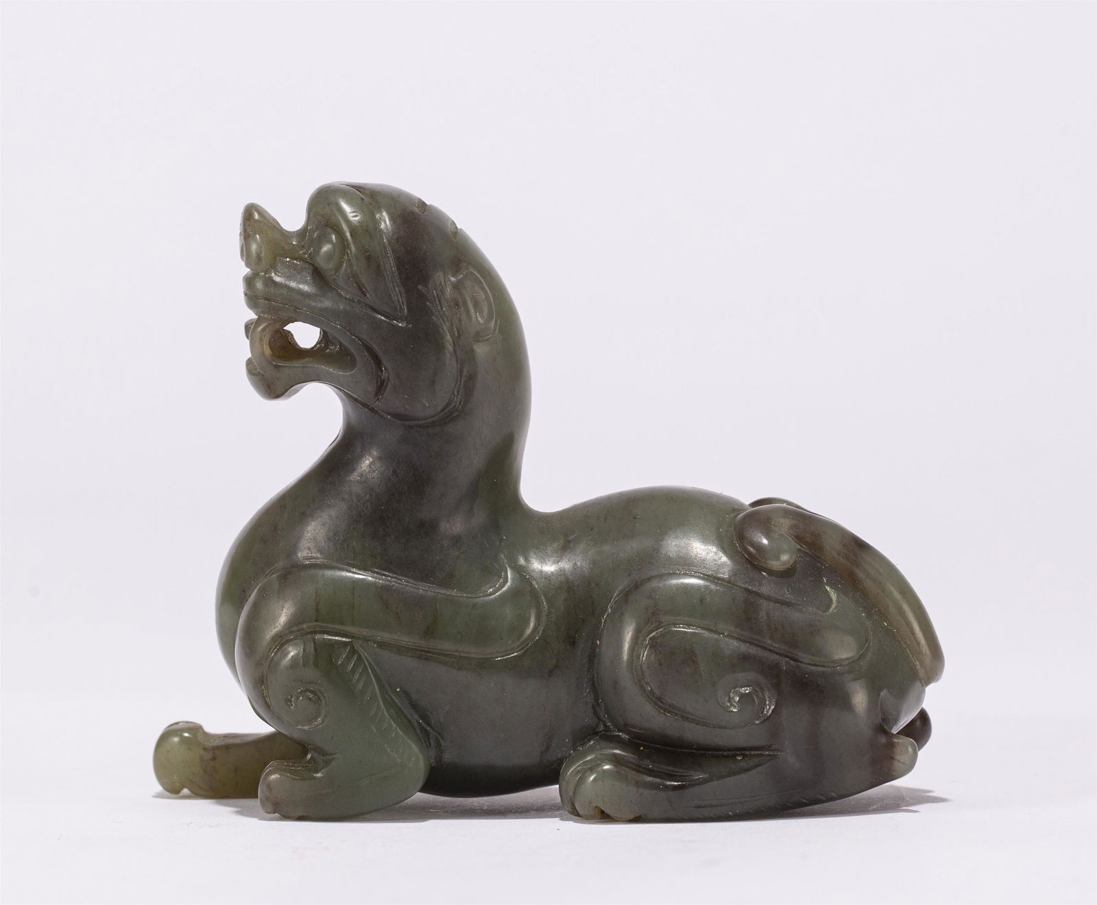 A CHINESE JADE BEAST ORNAMENTS (1 of 9)