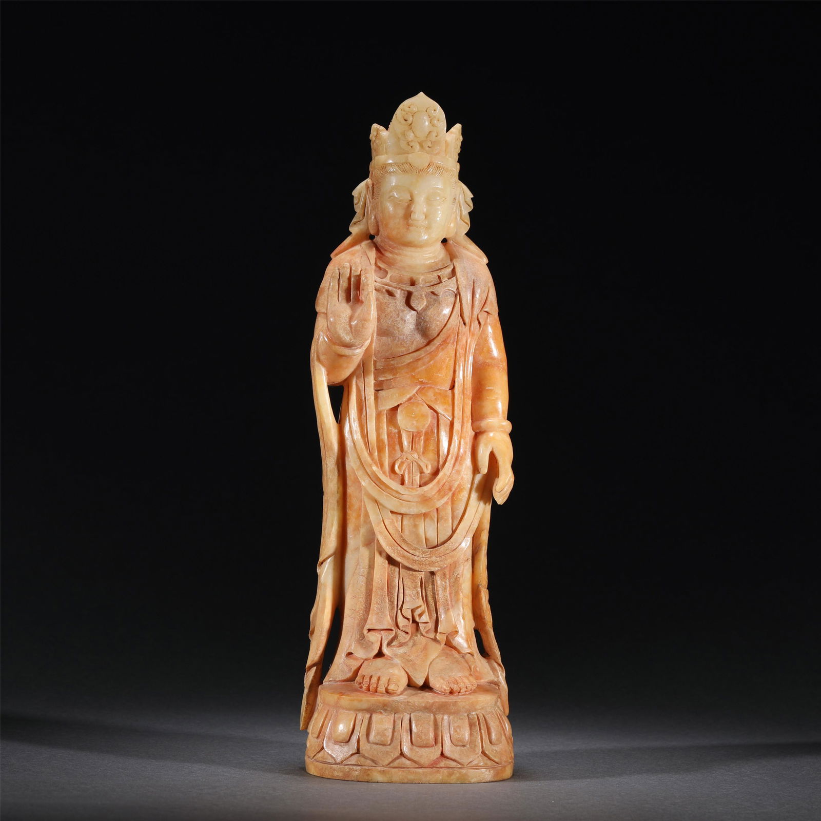 A CHINESE JADE GUANYIN BUDDHA (1 of 10)