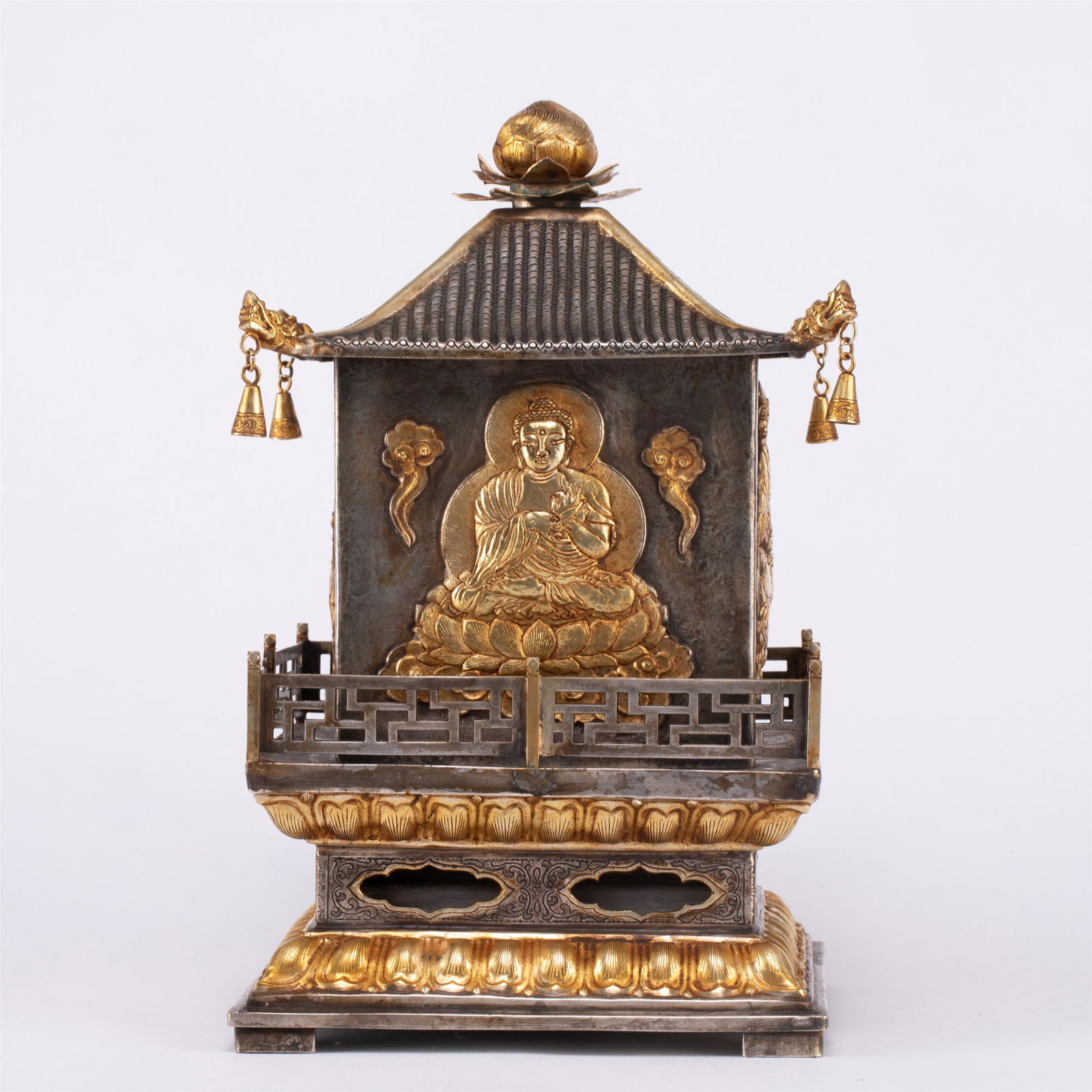 A CHINESE GILT SILVER ORNAMENTS (1 of 9)