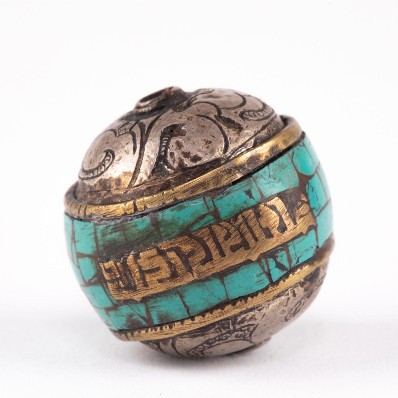 A TIBETAN BEAD (1 of 9)