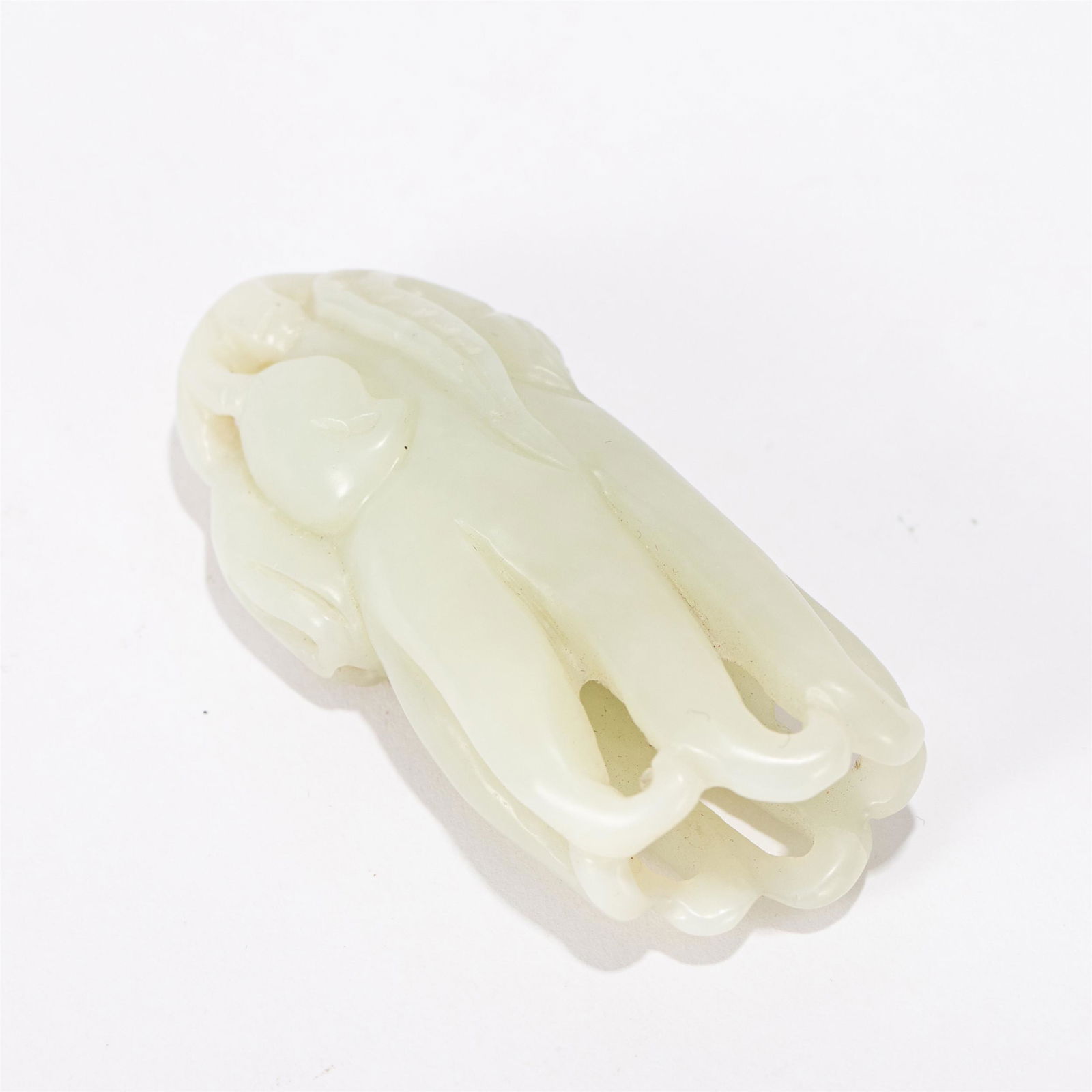 A CHINESE JADE OBJECT (1 of 10)