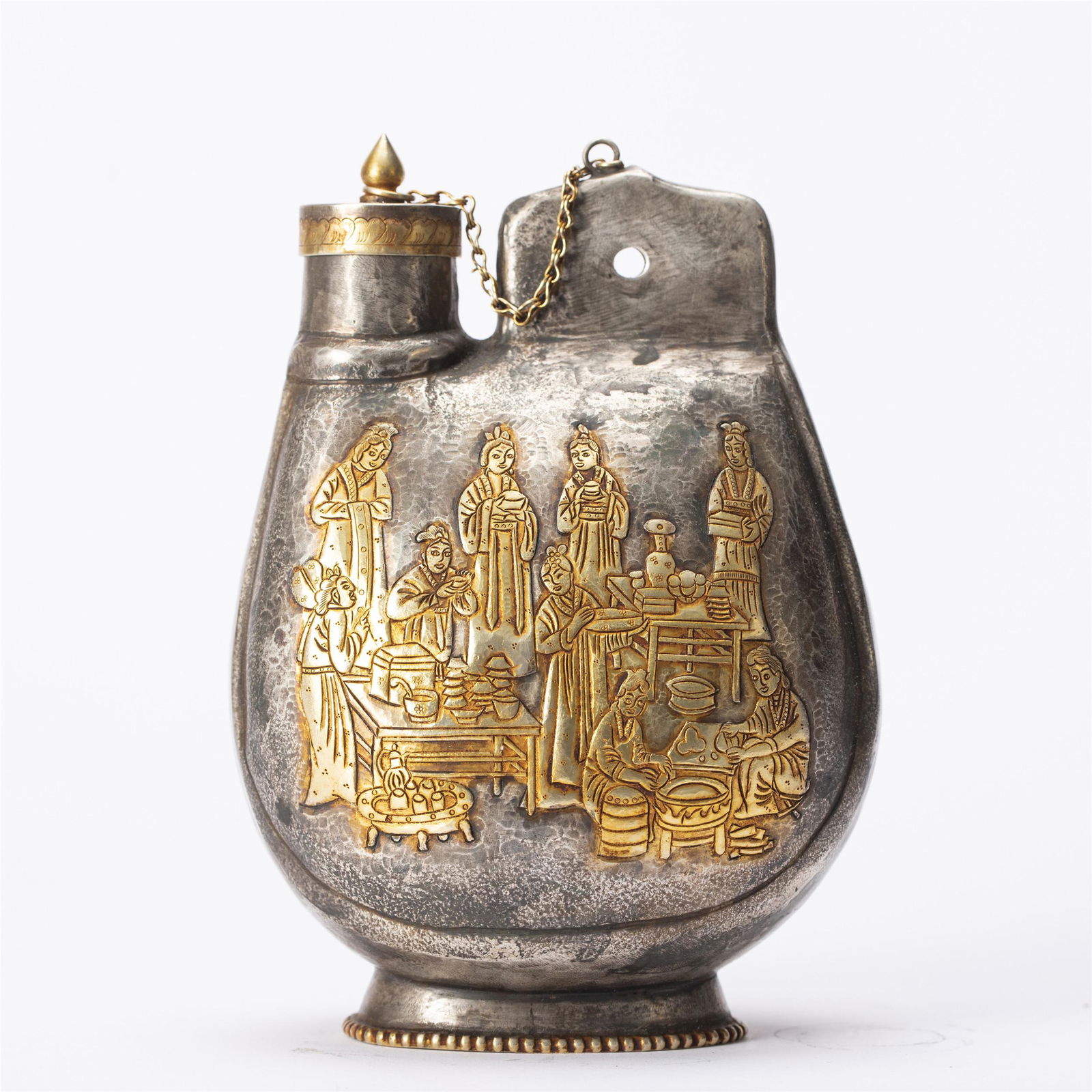 A CHINESE GILT SILVER EWER (1 of 8)