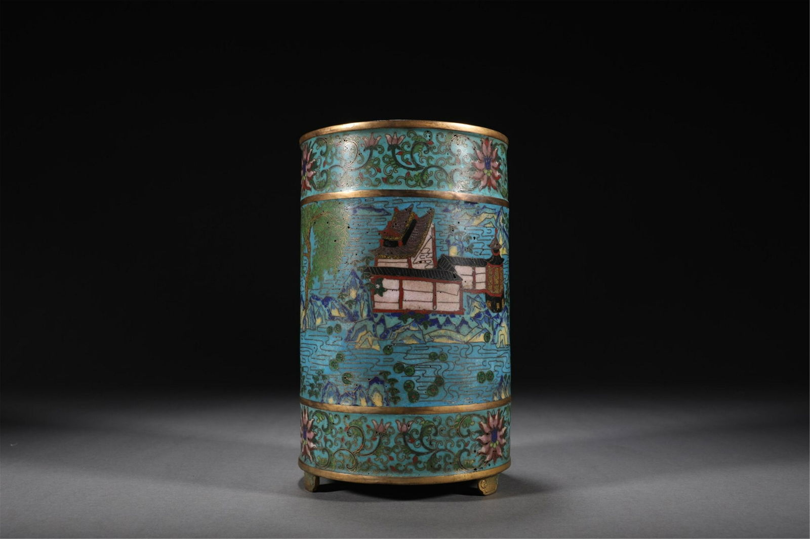 A CHINESE CLOISONNE BRUSH POT (1 of 9)