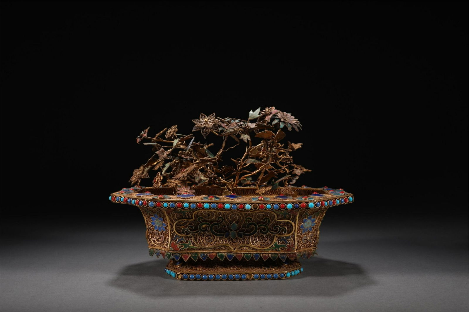 A CHINESE GILT SILVER FILIGREE LOTUS PATTERN POTTED LANDSCAPE (1 of 9)