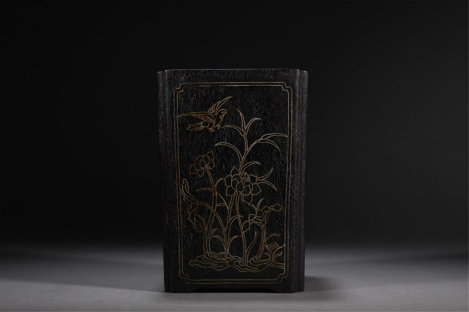 A CHINESE ZITAN INLAID SILVER BRUSH POT (1 of 9)