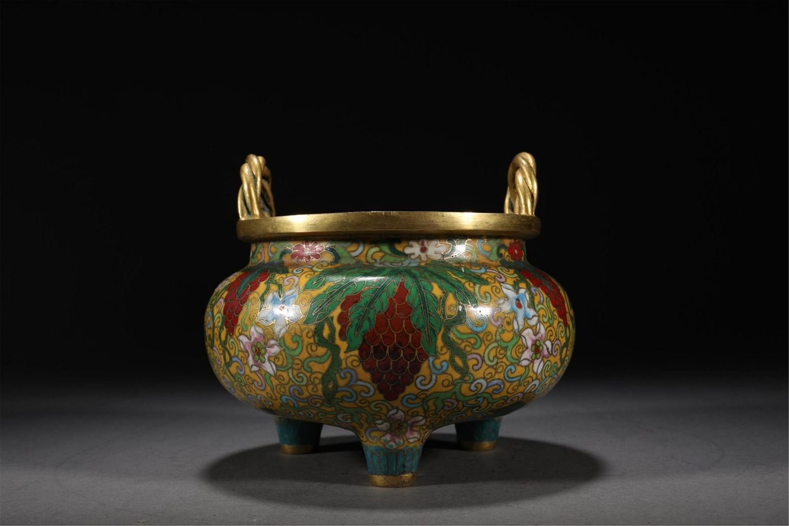 A CHINESE CLOISONNE FLOWER ENTWINE BRANCHES CENSER (1 of 9)
