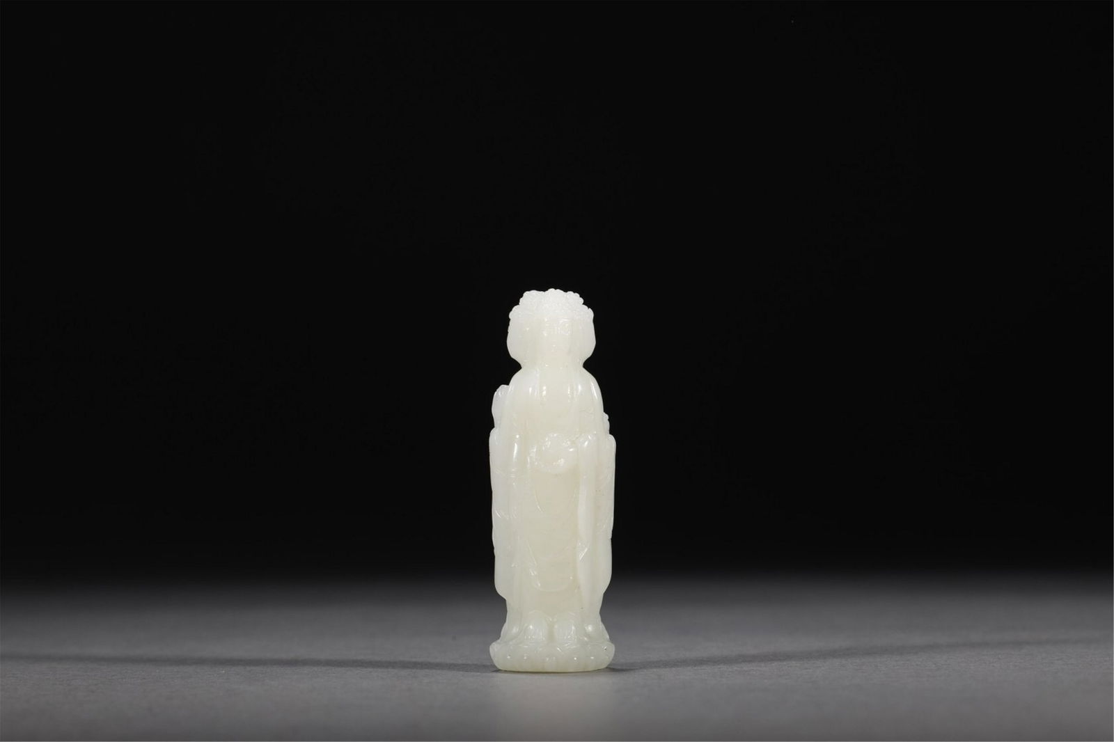A CHINESE JADE FIGURE OF BUDDHA STATUE (1 of 6)