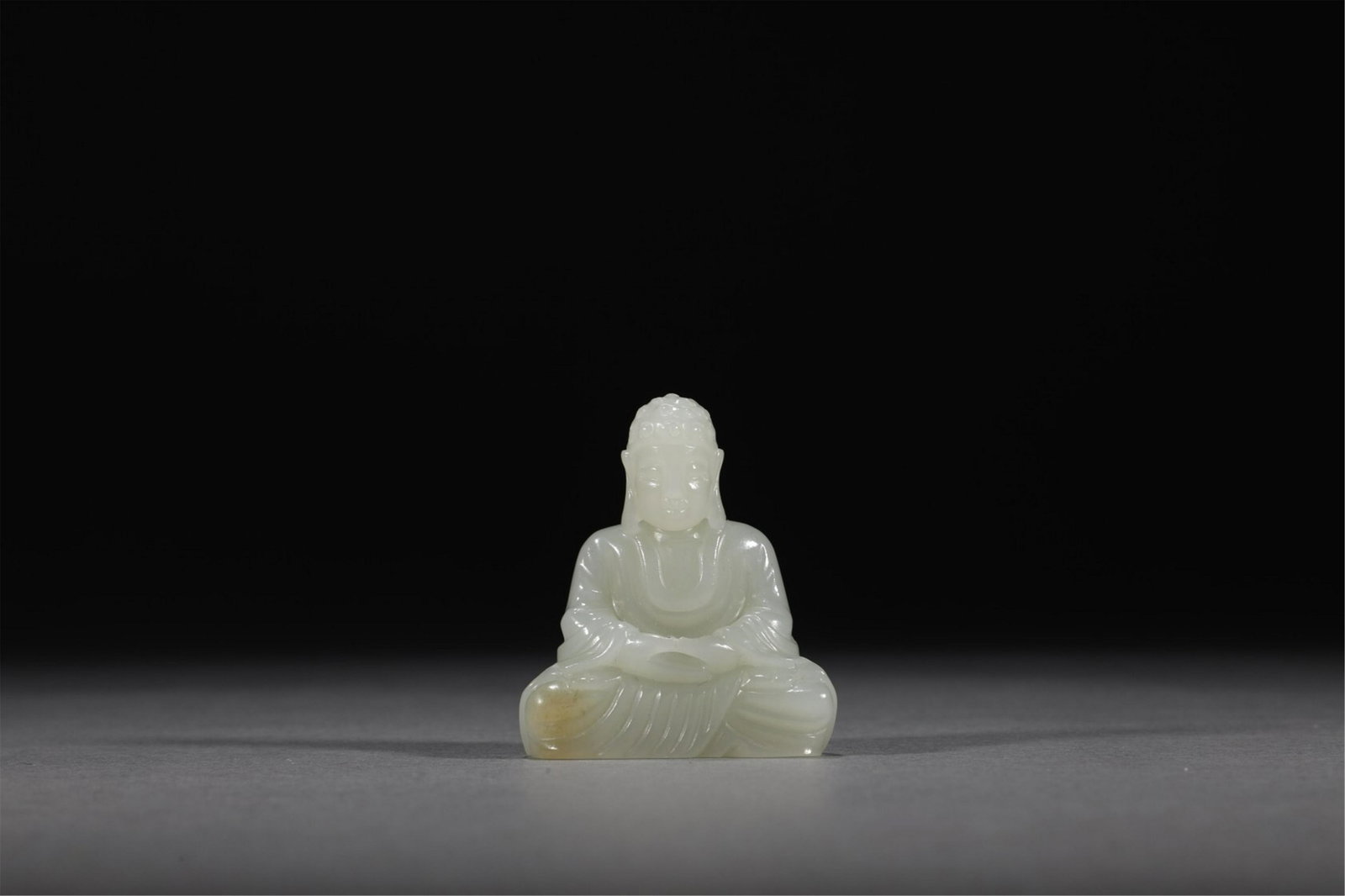 A CHINESE JADE FIGURE OF BUDDHA STATUE (1 of 6)