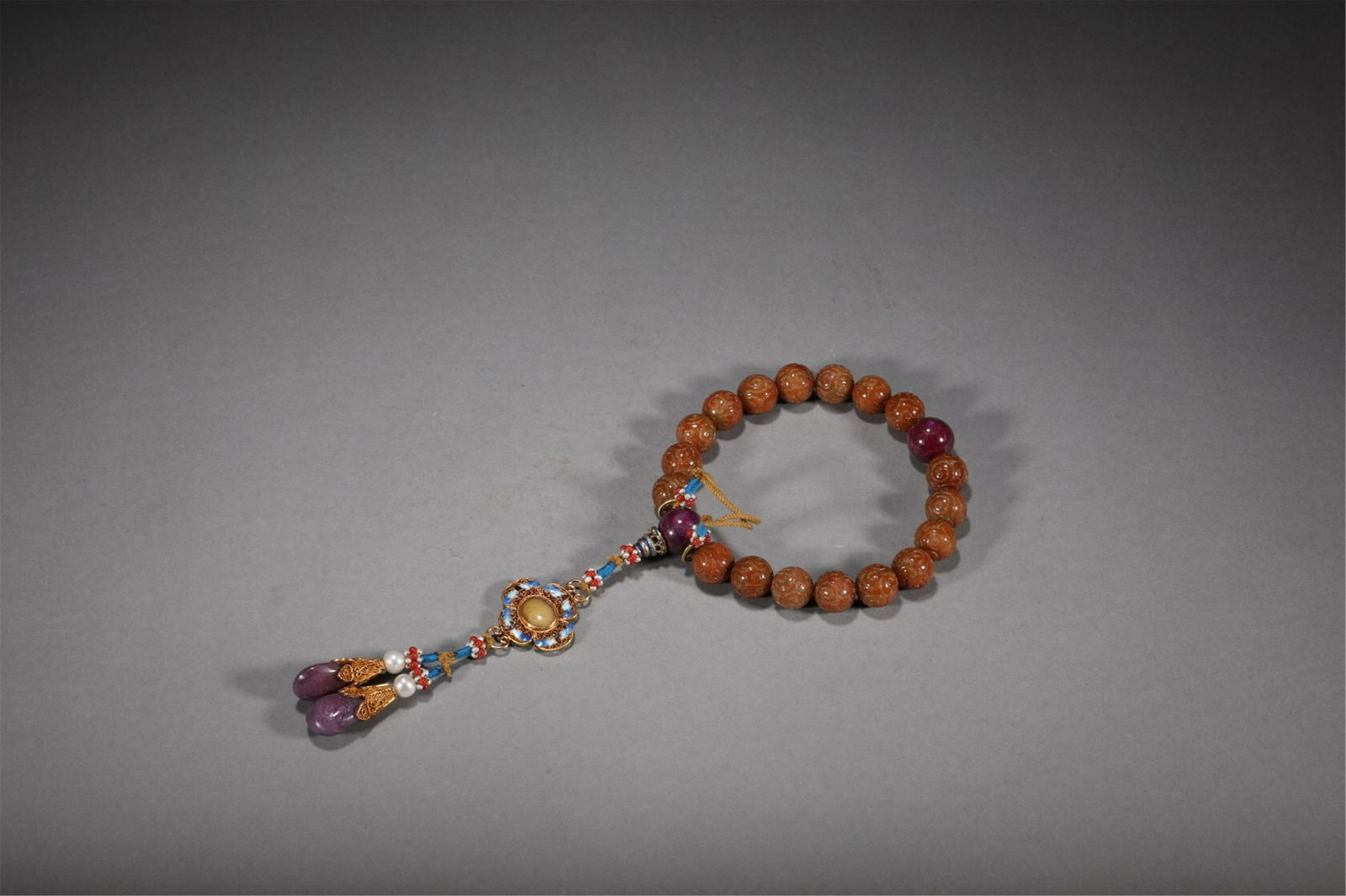 A CHINESE RED JADE ENTWINE BRANCHES PATTERN EIGHTEEN PRAYERS BEADS (1 of 9)