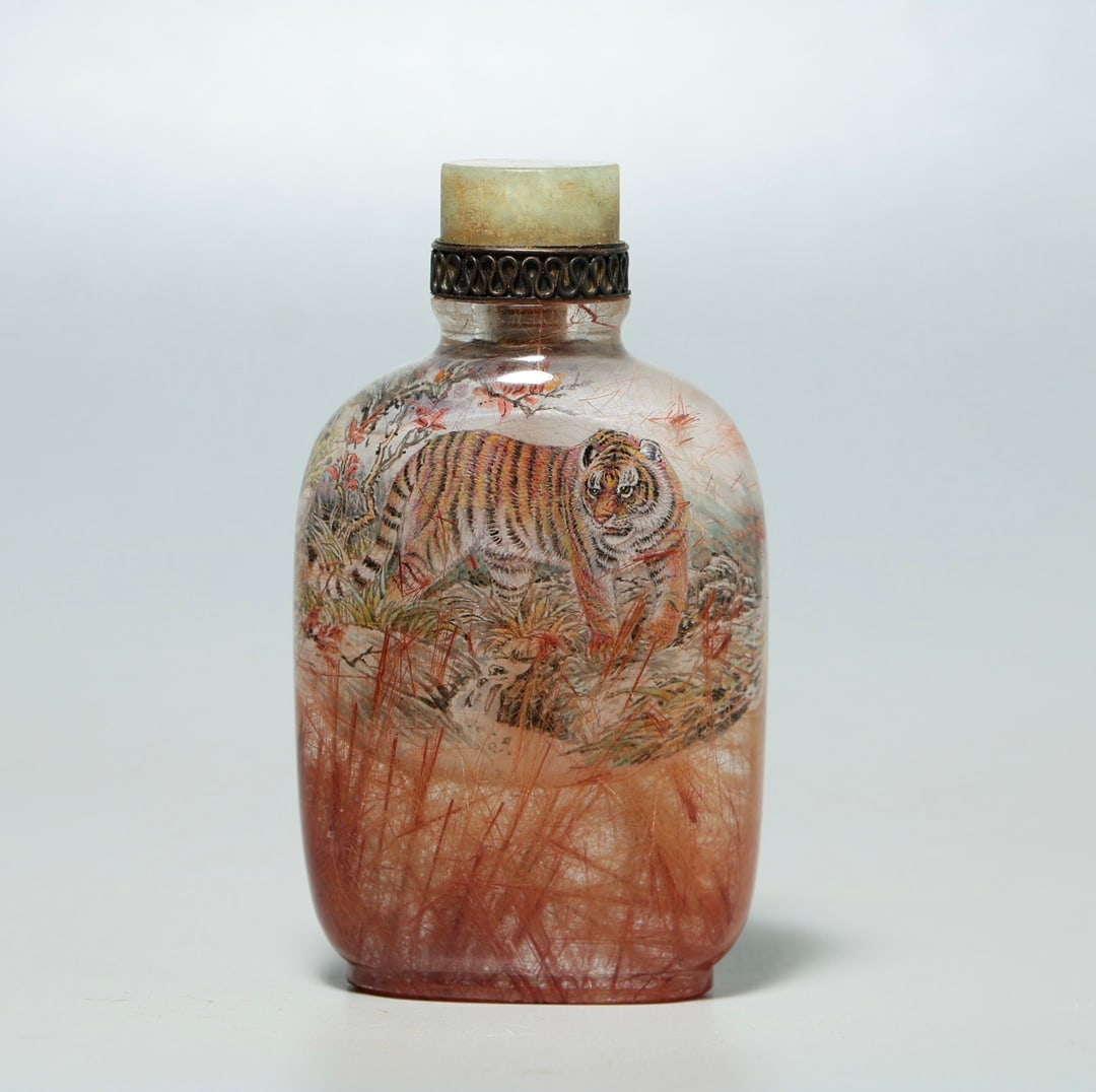 A Chinese Carved Rock Crystal Snuff Bottle (1 of 9)