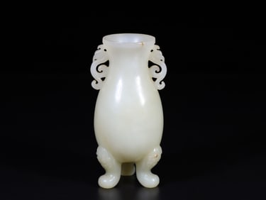 A Chinese Carved Jade Vase