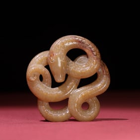 A Chinese Carved Jade Snake Pendant